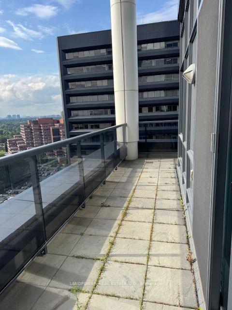 Photo 6 of Unit 1720, 5 Sheppard Avenue E, North York, Willowdale East — HOMEH