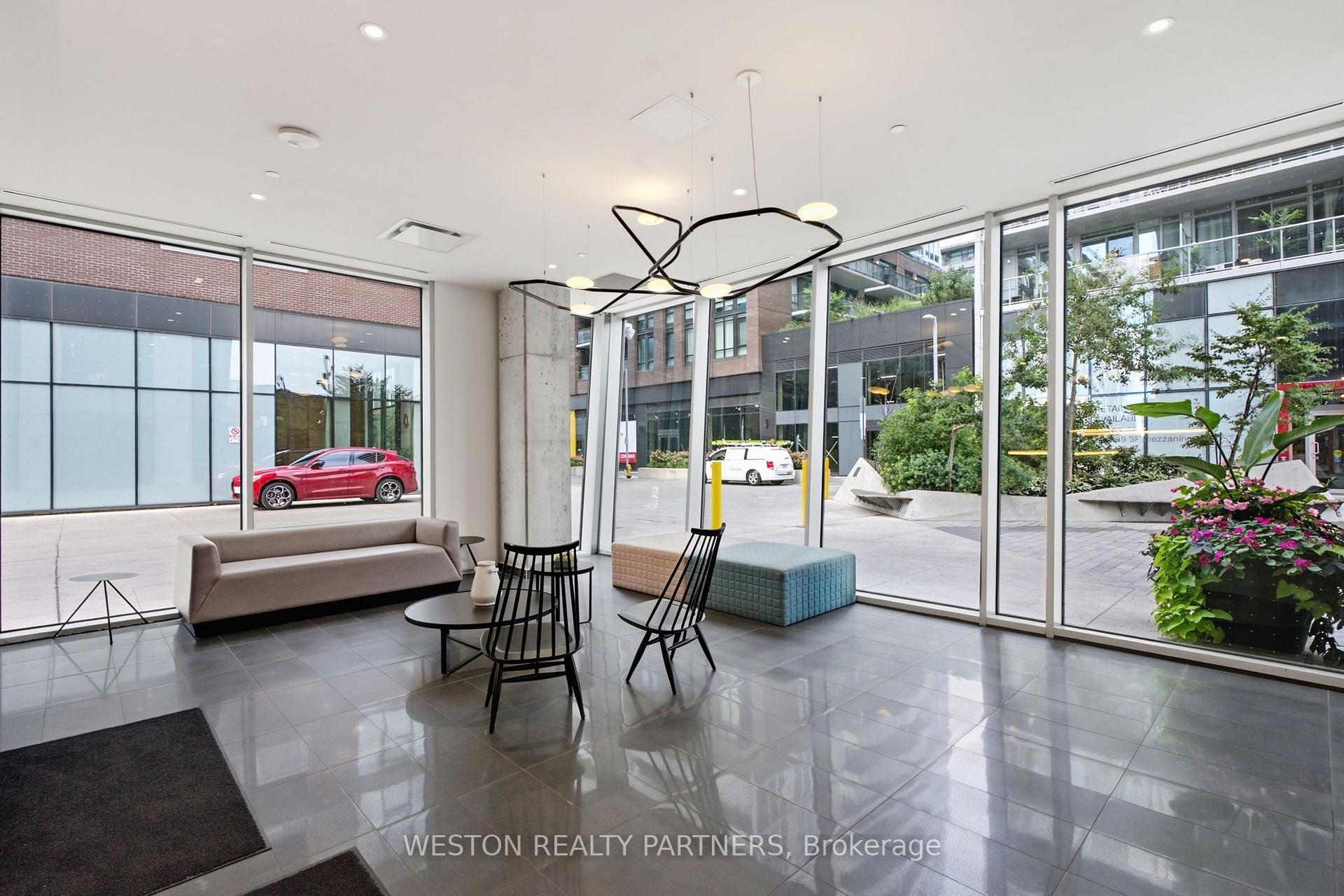 Photo 3 of Unit 1607, 15 Baseball Place, Toronto, South Riverdale — HOMEH