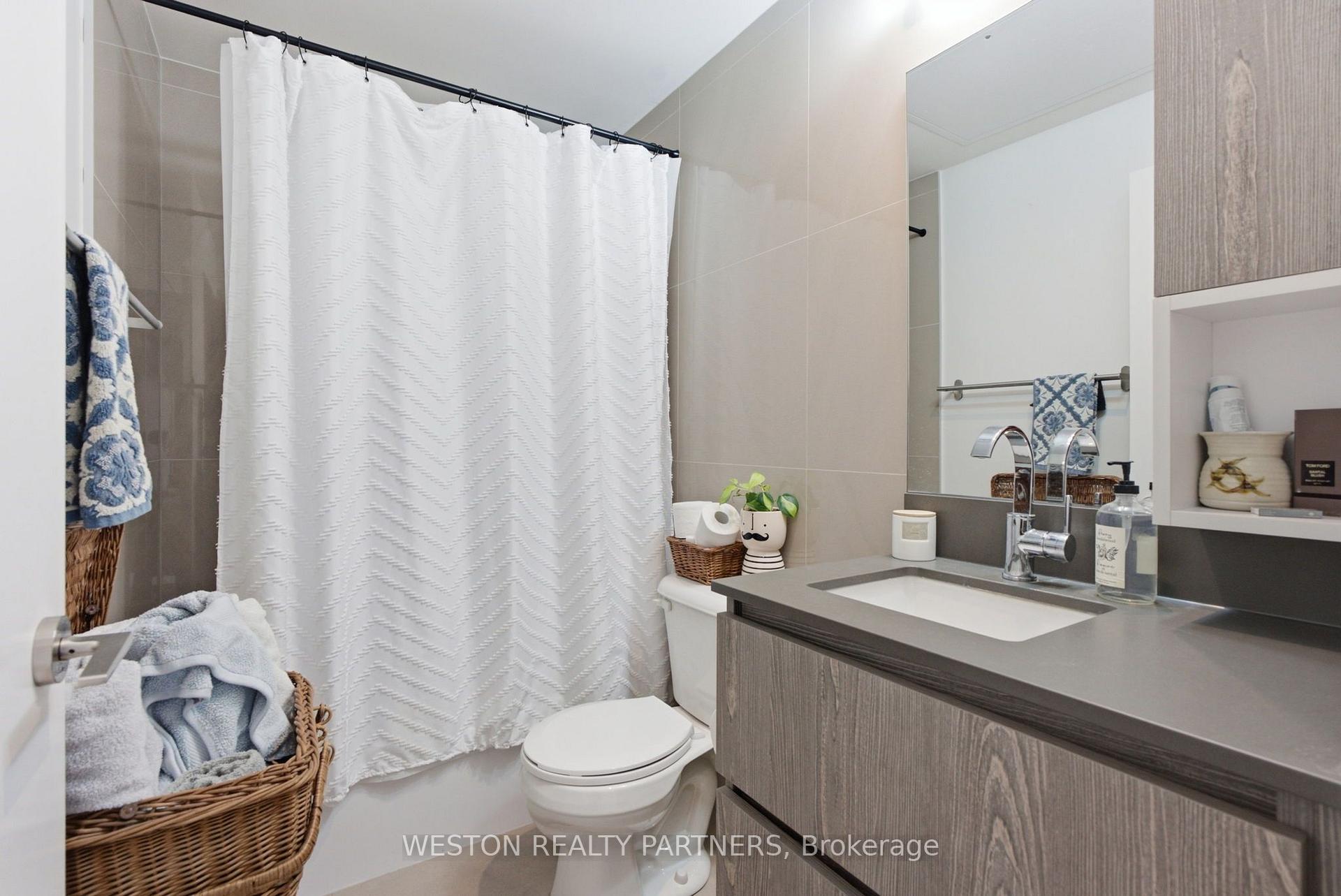 Photo 16 of Unit 1607, 15 Baseball Place, Toronto, South Riverdale — HOMEH