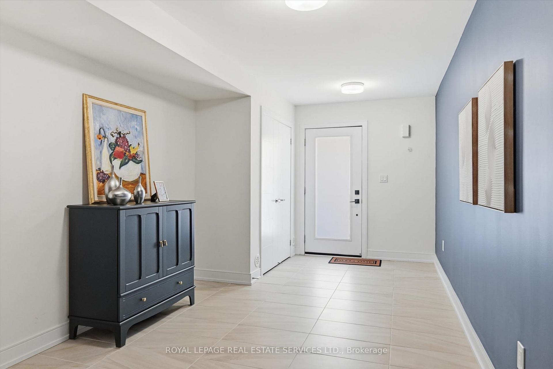 Photo 6 of 1403 Clarriage Court, Milton, Ford — HOMEH