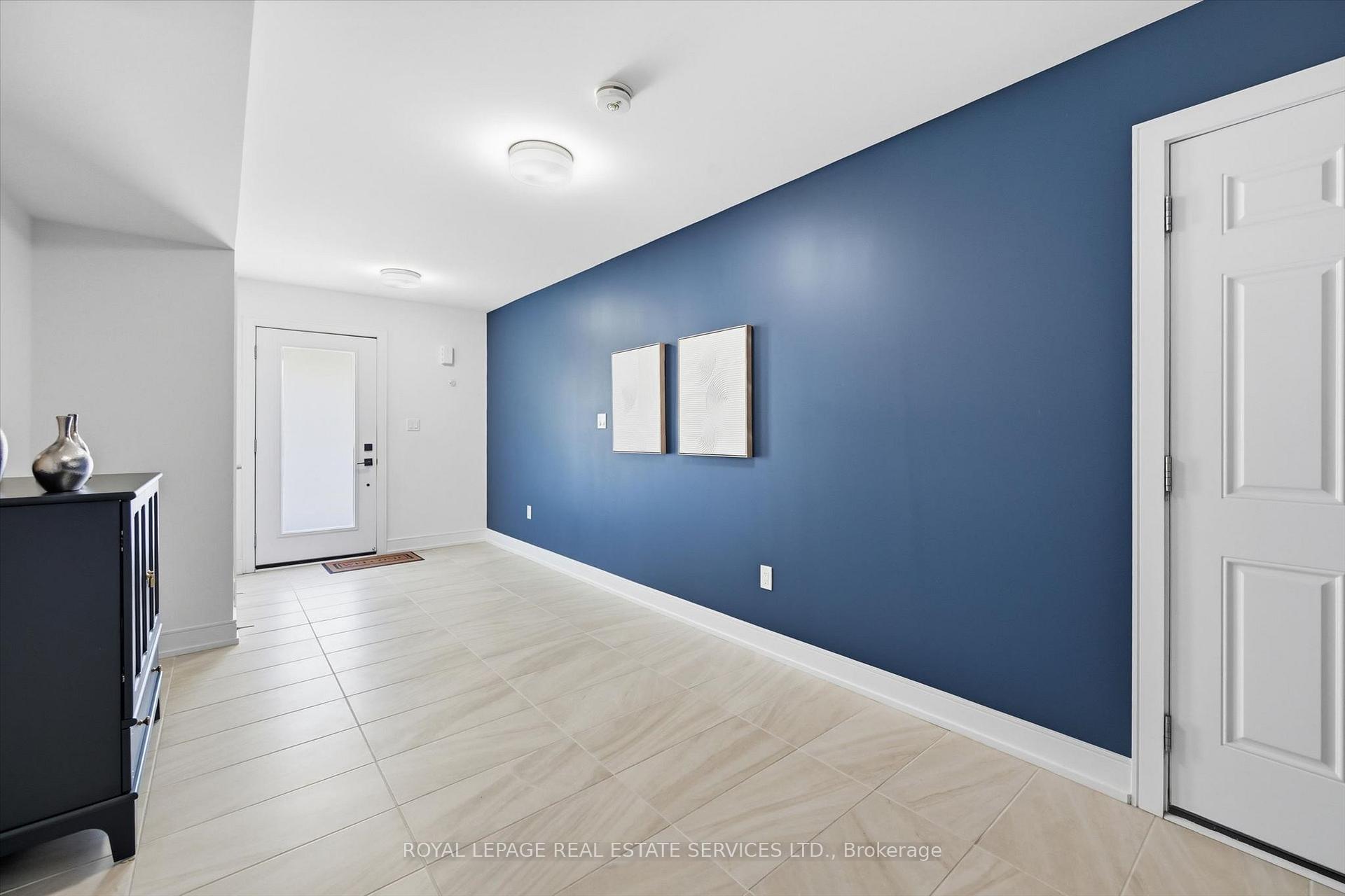 Photo 7 of 1403 Clarriage Court, Milton, Ford — HOMEH