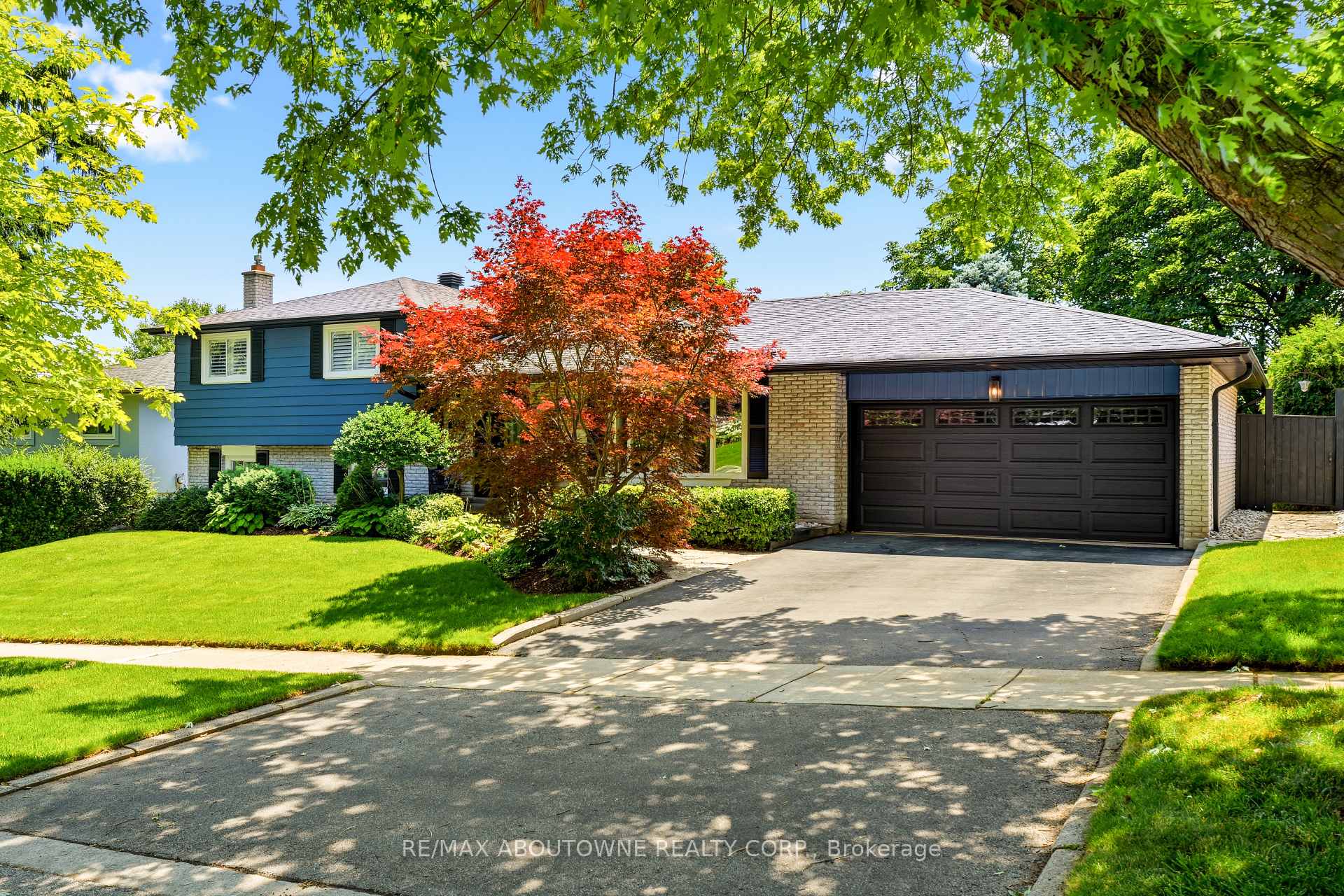 Photo 1 of 1281 Lakeview Drive, Oakville, Falgarwood — HOMEH