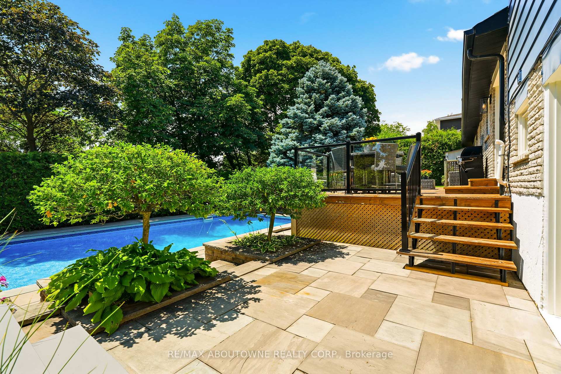 Photo 29 of 1281 Lakeview Drive, Oakville, Falgarwood — HOMEH