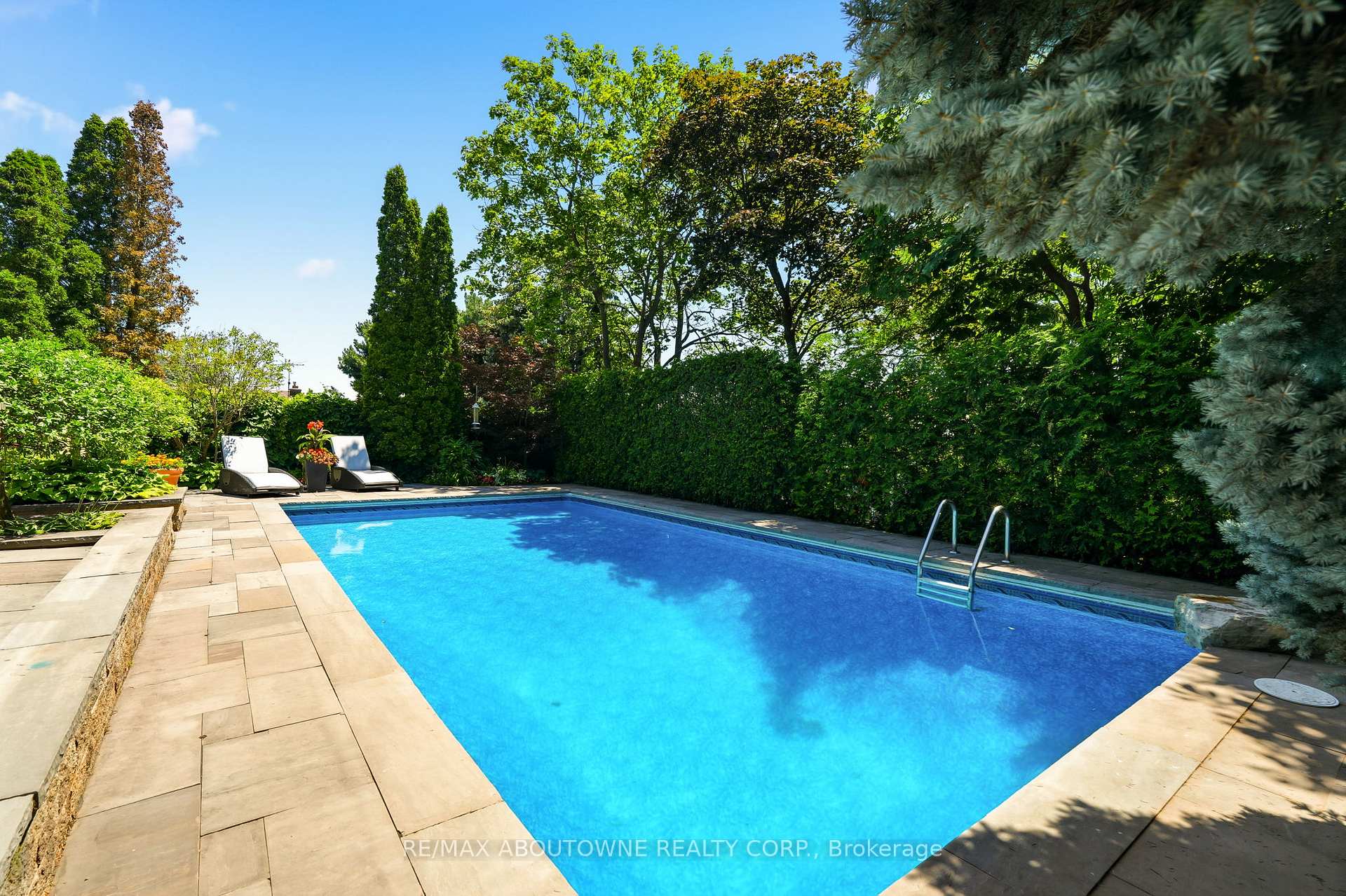 Photo 31 of 1281 Lakeview Drive, Oakville, Falgarwood — HOMEH