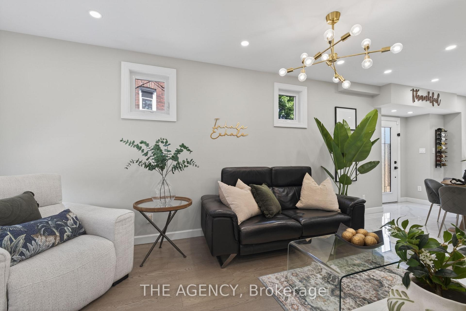 Photo 9 of 273 Stinson Crescent, Hamilton, Stinson — HOMEH