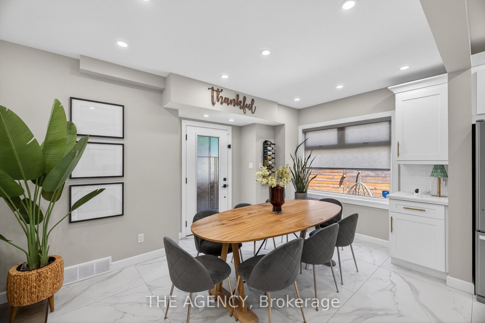 Photo 16 of 273 Stinson Crescent, Hamilton, Stinson — HOMEH