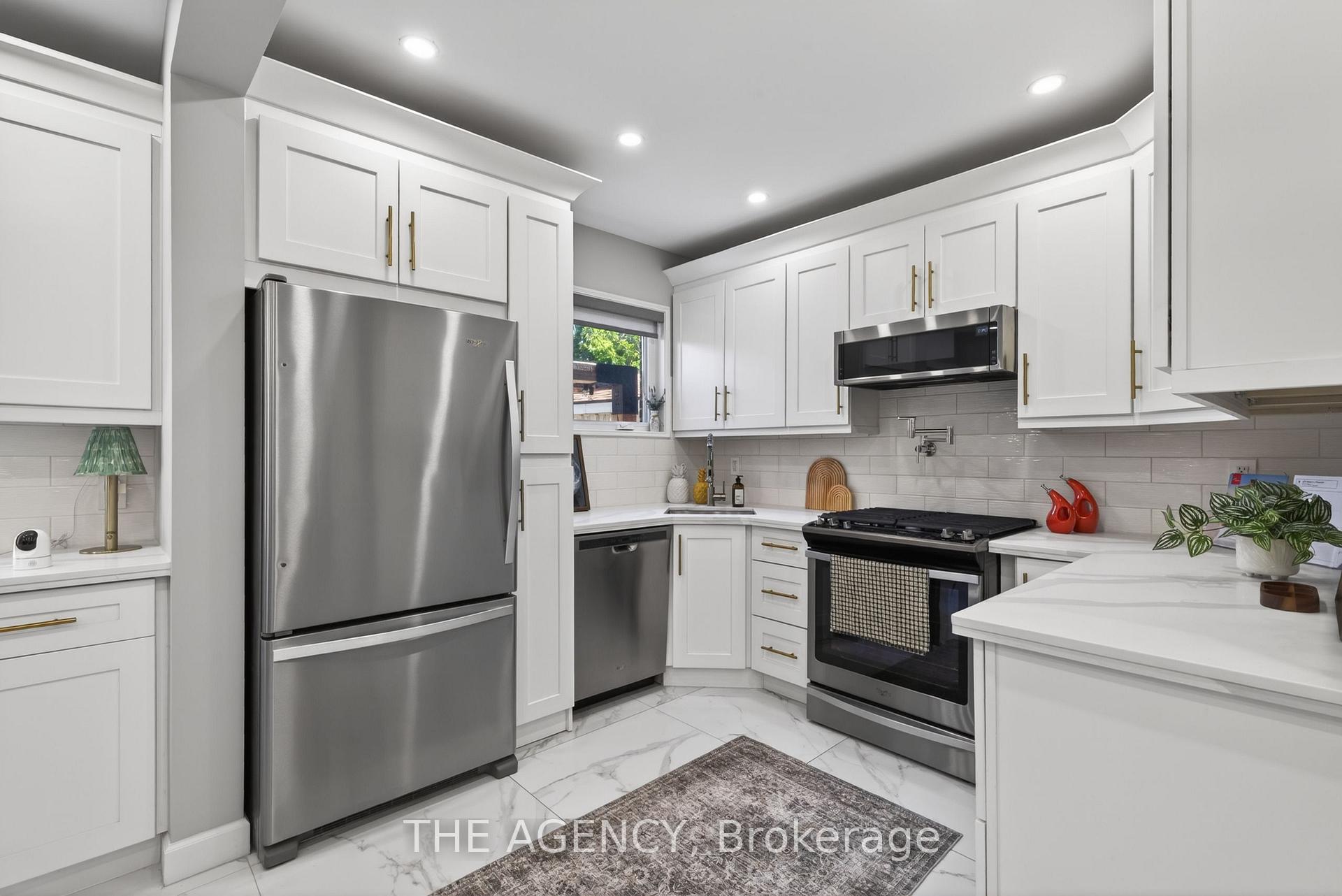 Photo 19 of 273 Stinson Crescent, Hamilton, Stinson — HOMEH
