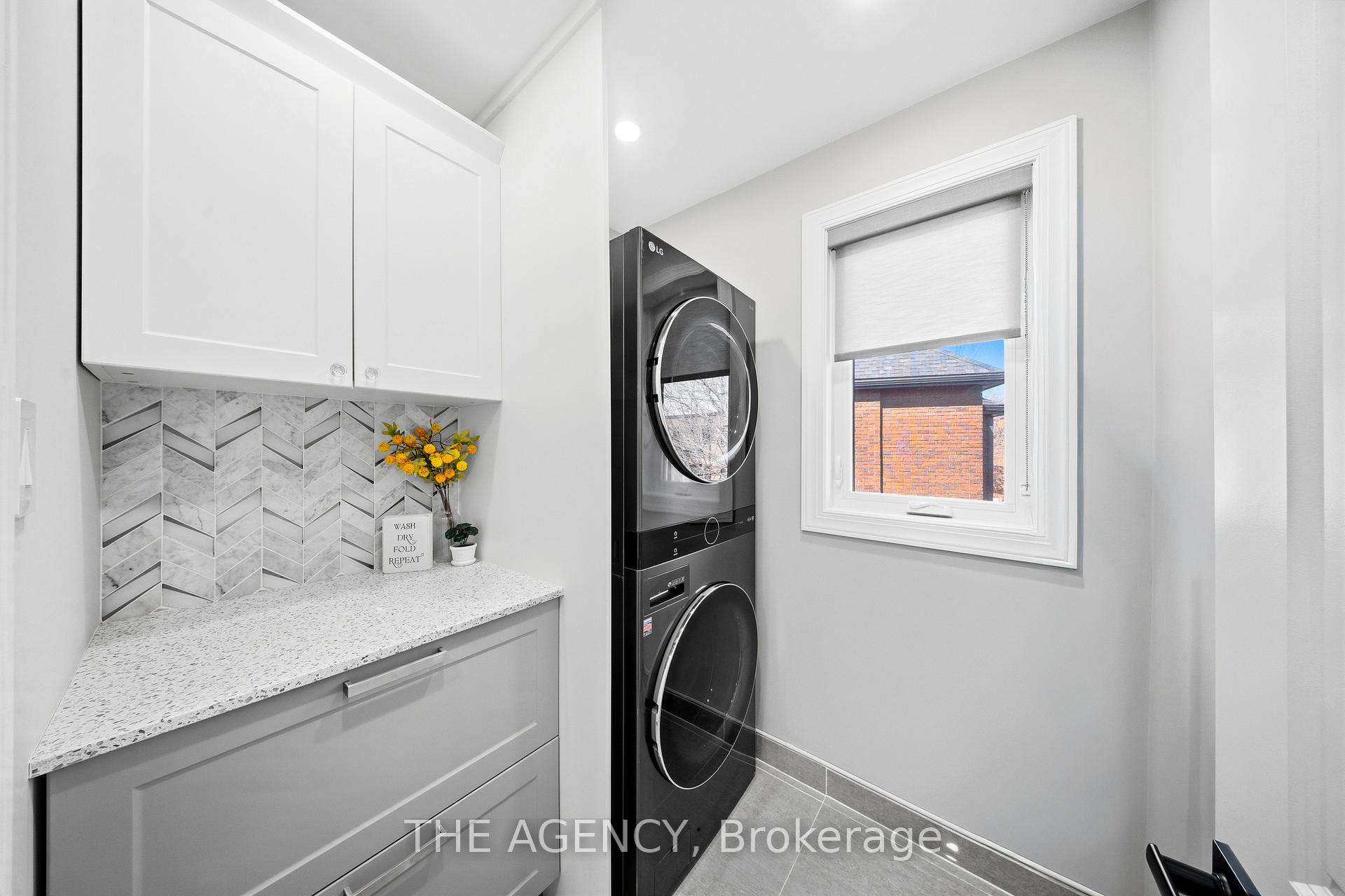 Photo 30 of 273 Stinson Crescent, Hamilton, Stinson — HOMEH