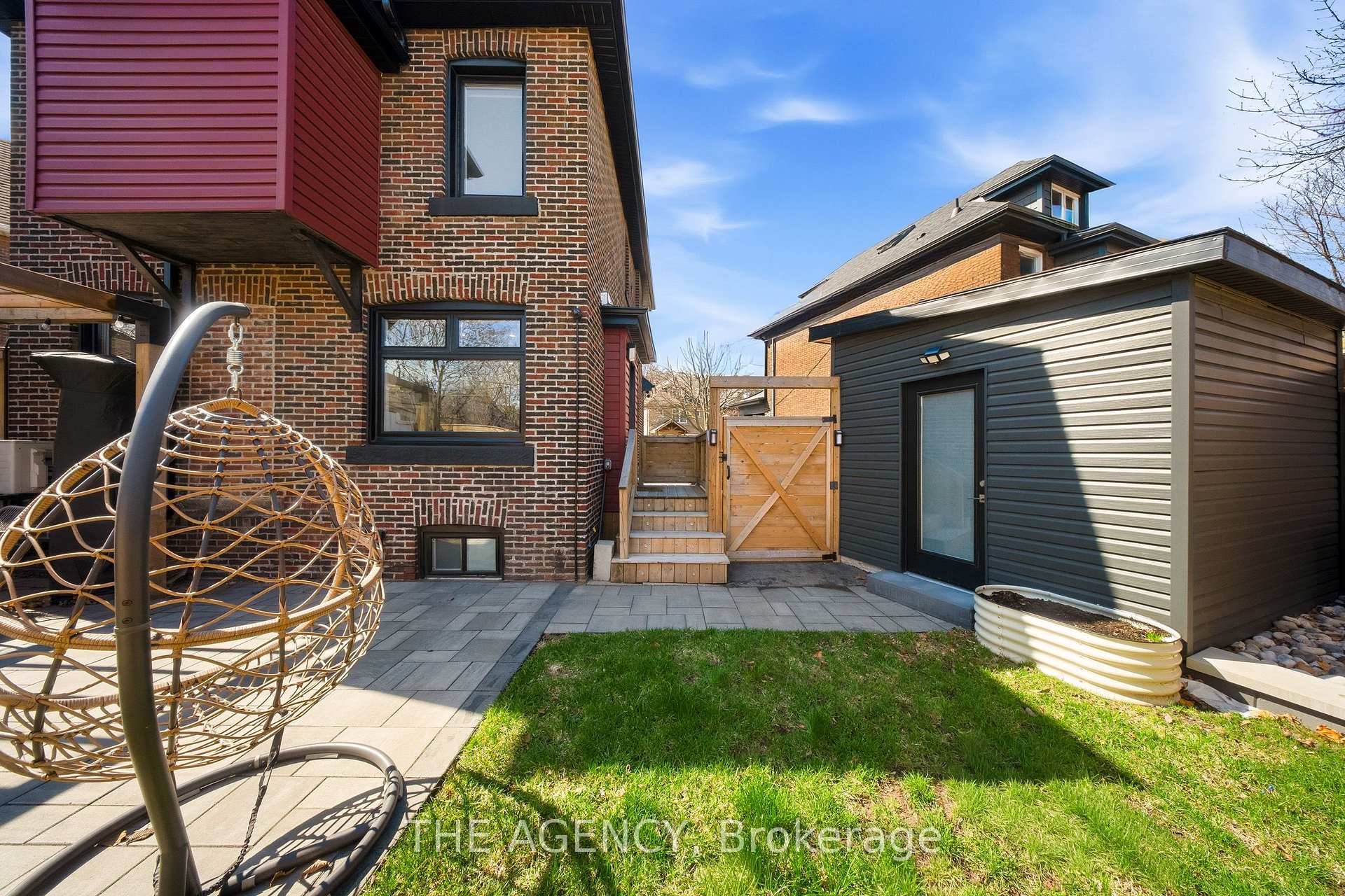 Photo 43 of 273 Stinson Crescent, Hamilton, Stinson — HOMEH