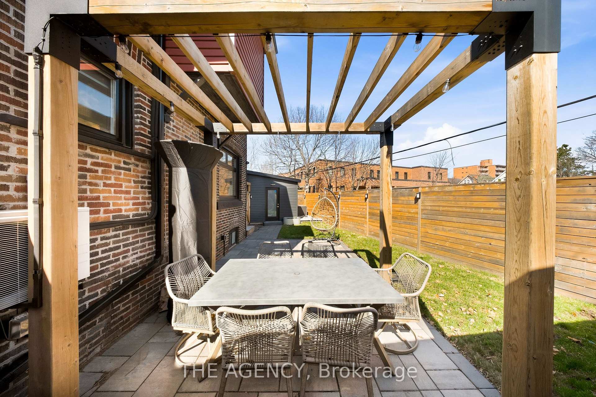 Photo 44 of 273 Stinson Crescent, Hamilton, Stinson — HOMEH
