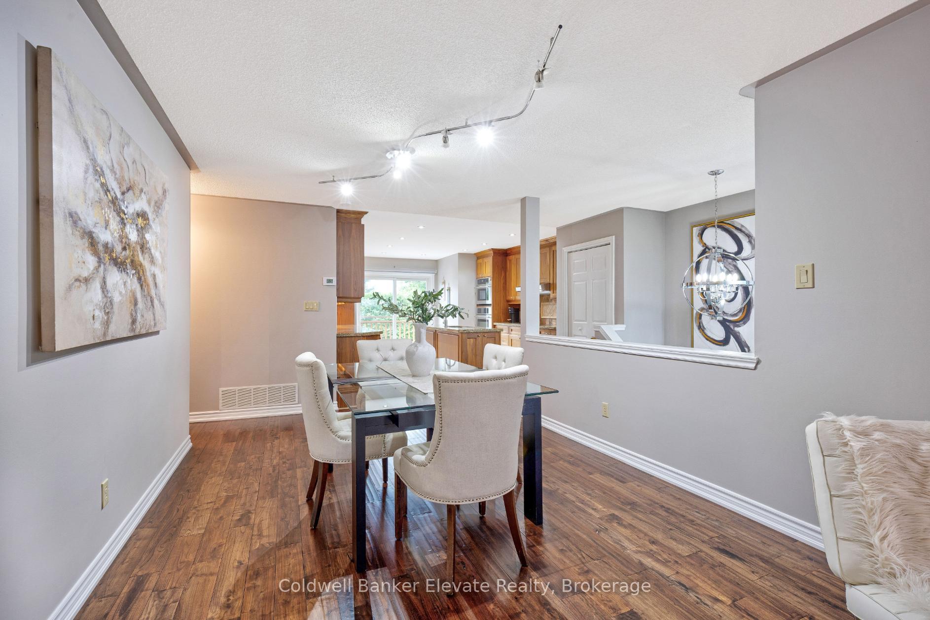 Photo 16 of 20 Ruddell Crescent, Halton Hills, Georgetown — HOMEH