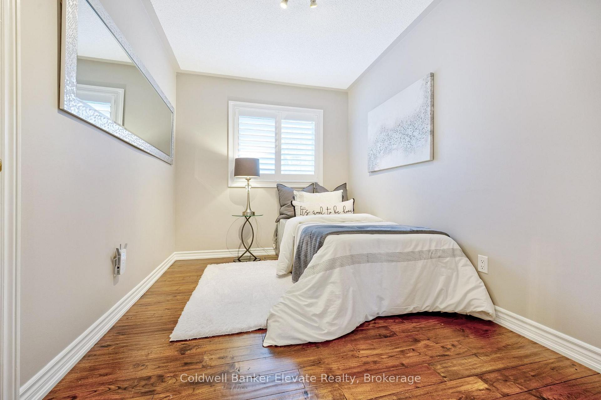 Photo 30 of 20 Ruddell Crescent, Halton Hills, Georgetown — HOMEH