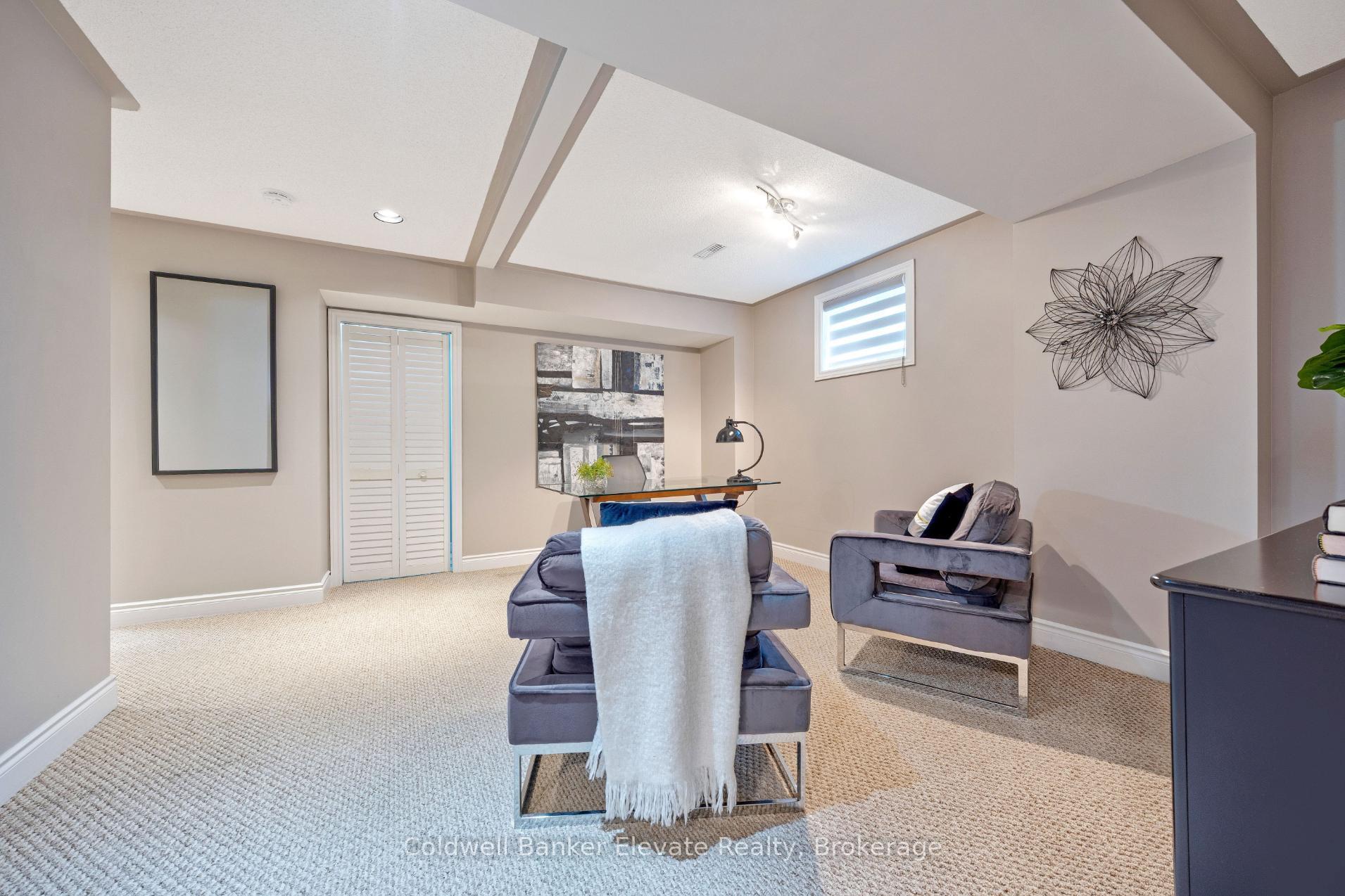 Photo 32 of 20 Ruddell Crescent, Halton Hills, Georgetown — HOMEH