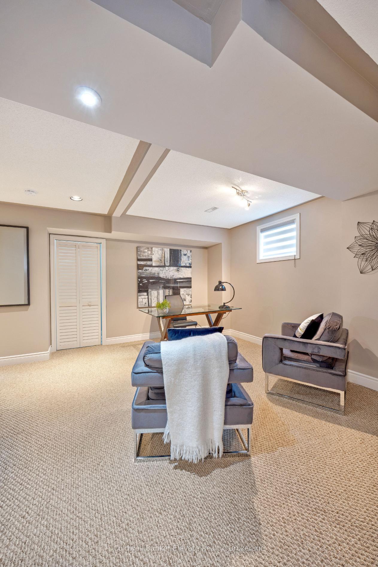 Photo 36 of 20 Ruddell Crescent, Halton Hills, Georgetown — HOMEH