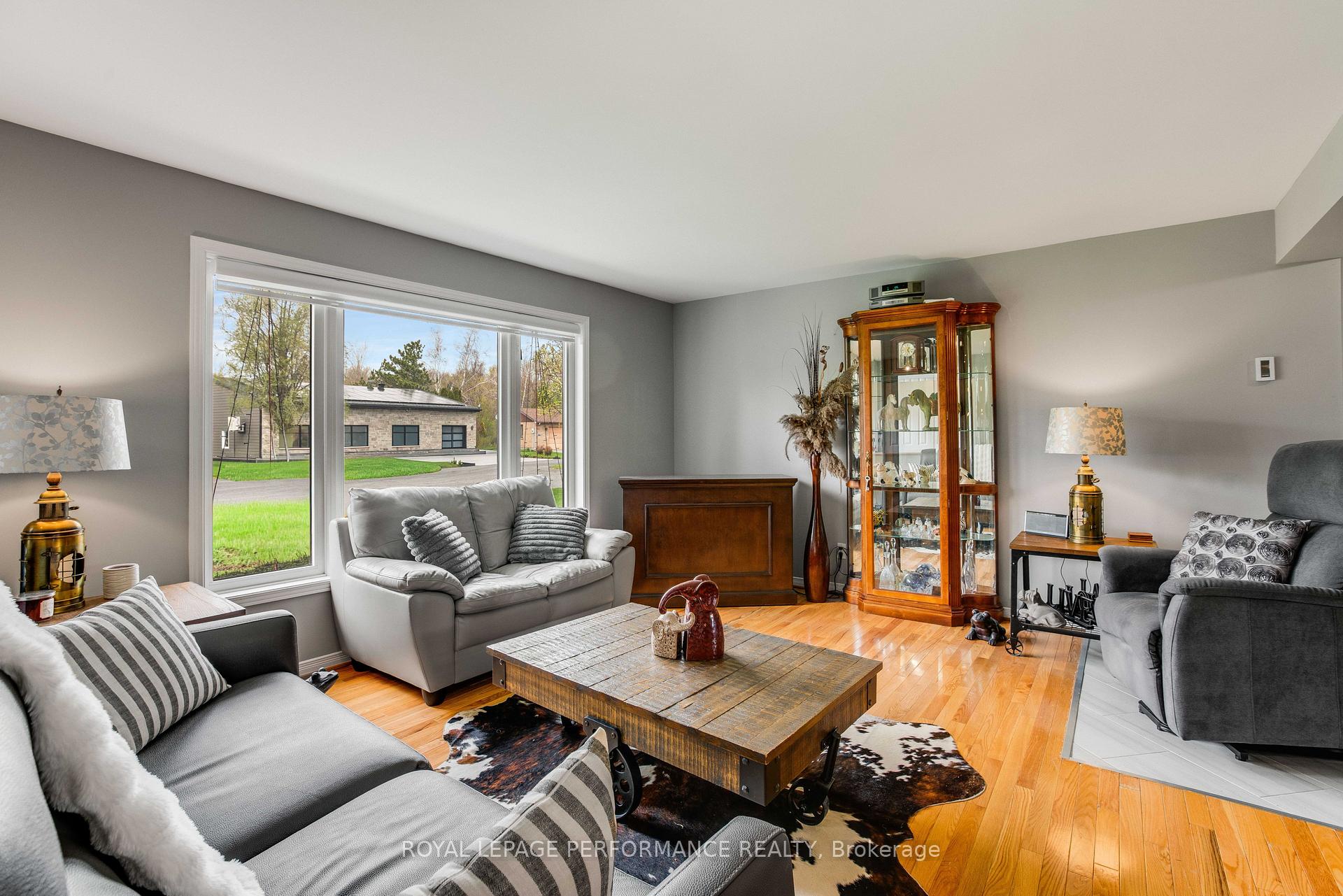 Photo 4 of 6277 Macrae Court, South Glengarry, South Glengarry (Lancaster) Twp — HOMEH