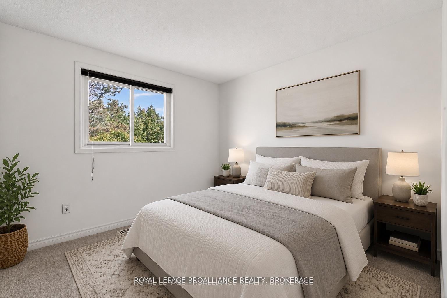 Photo 19 of 16 Grenadier Drive, Kingston, Kingston East (Incl Barret Crt) — HOMEH