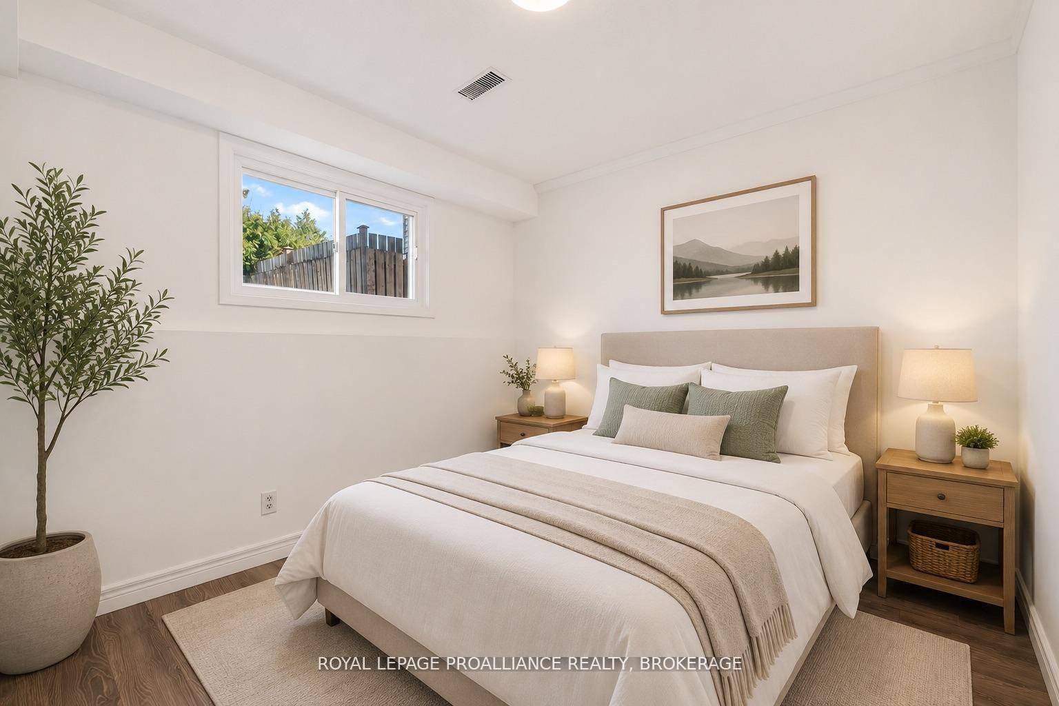 Photo 25 of 16 Grenadier Drive, Kingston, Kingston East (Incl Barret Crt) — HOMEH