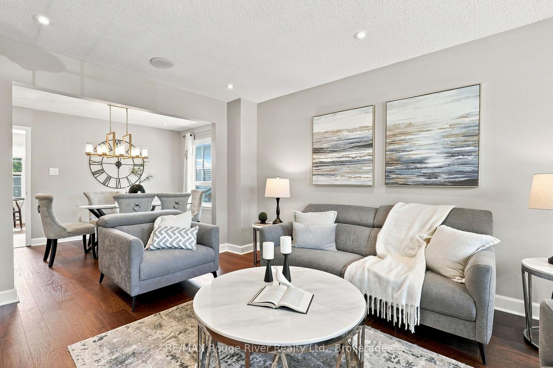 Photo 5 of 117 Pine Hills Road, Whitby, Blue Grass Meadows — HOMEH