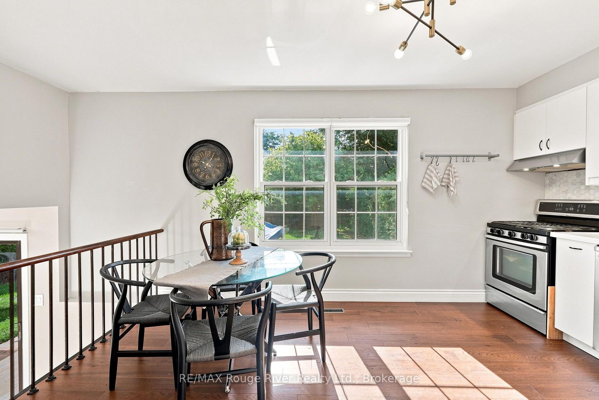 Photo 9 of 117 Pine Hills Road, Whitby, Blue Grass Meadows — HOMEH