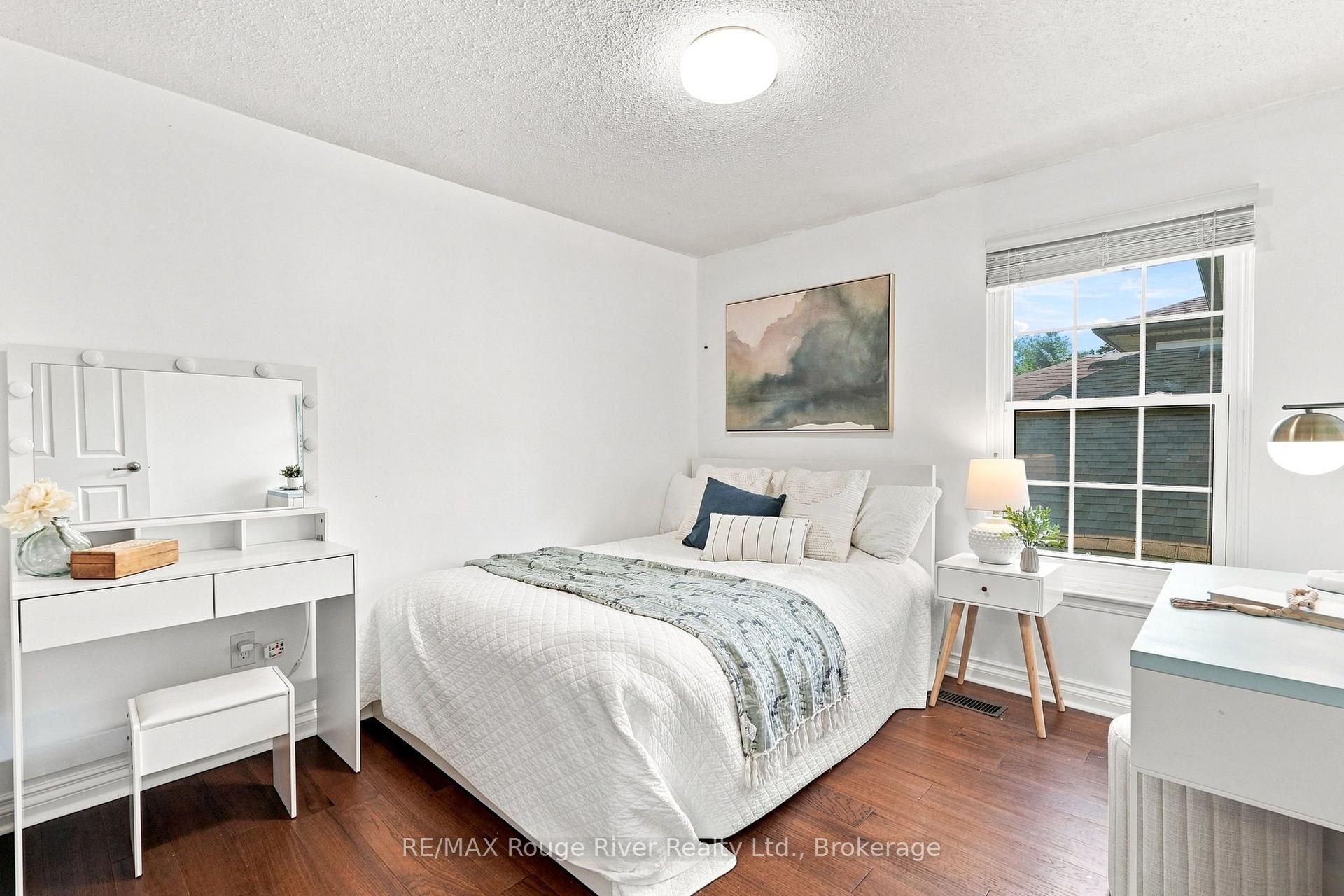 Photo 21 of 117 Pine Hills Road, Whitby, Blue Grass Meadows — HOMEH