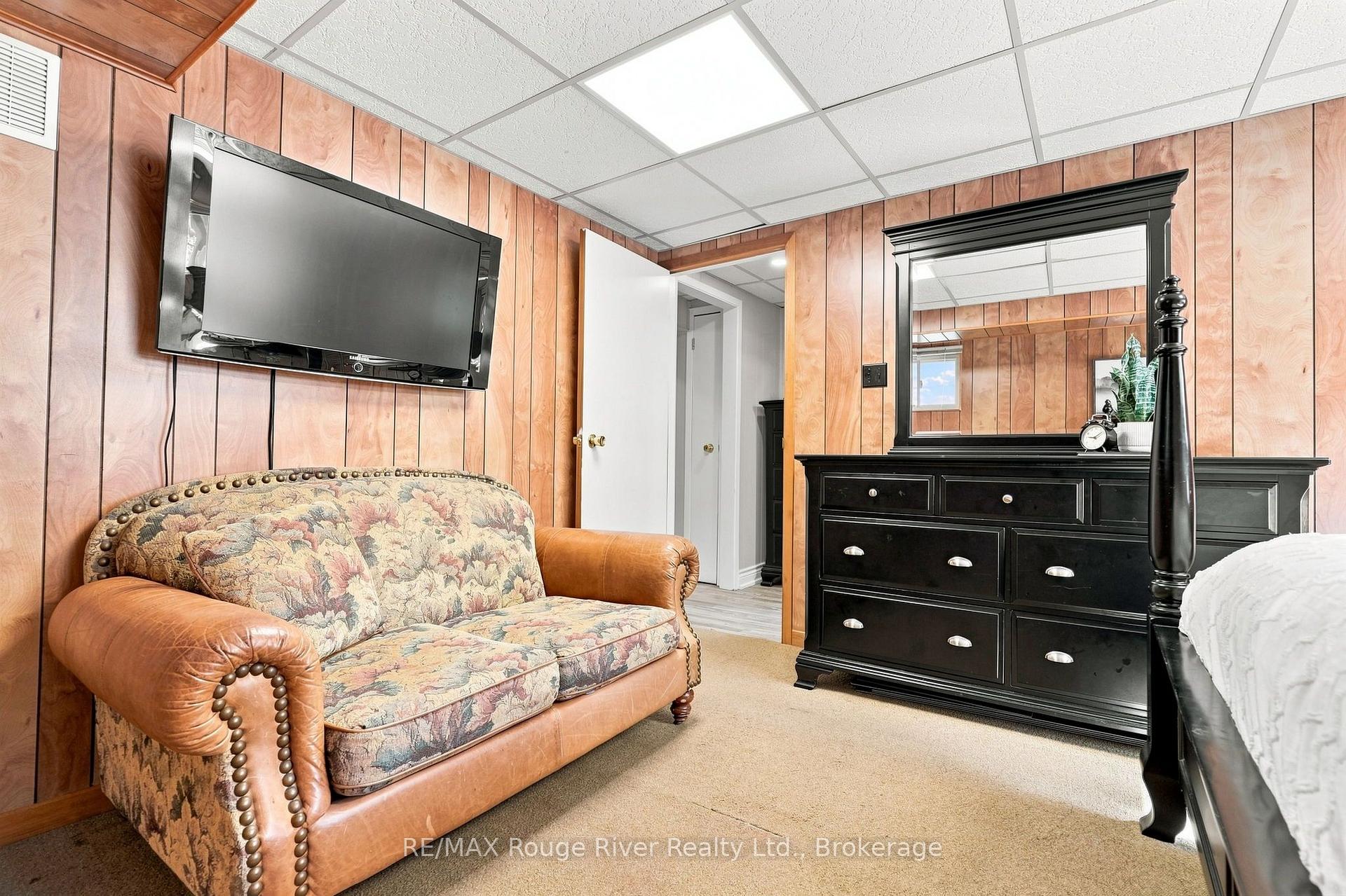 Photo 34 of 117 Pine Hills Road, Whitby, Blue Grass Meadows — HOMEH