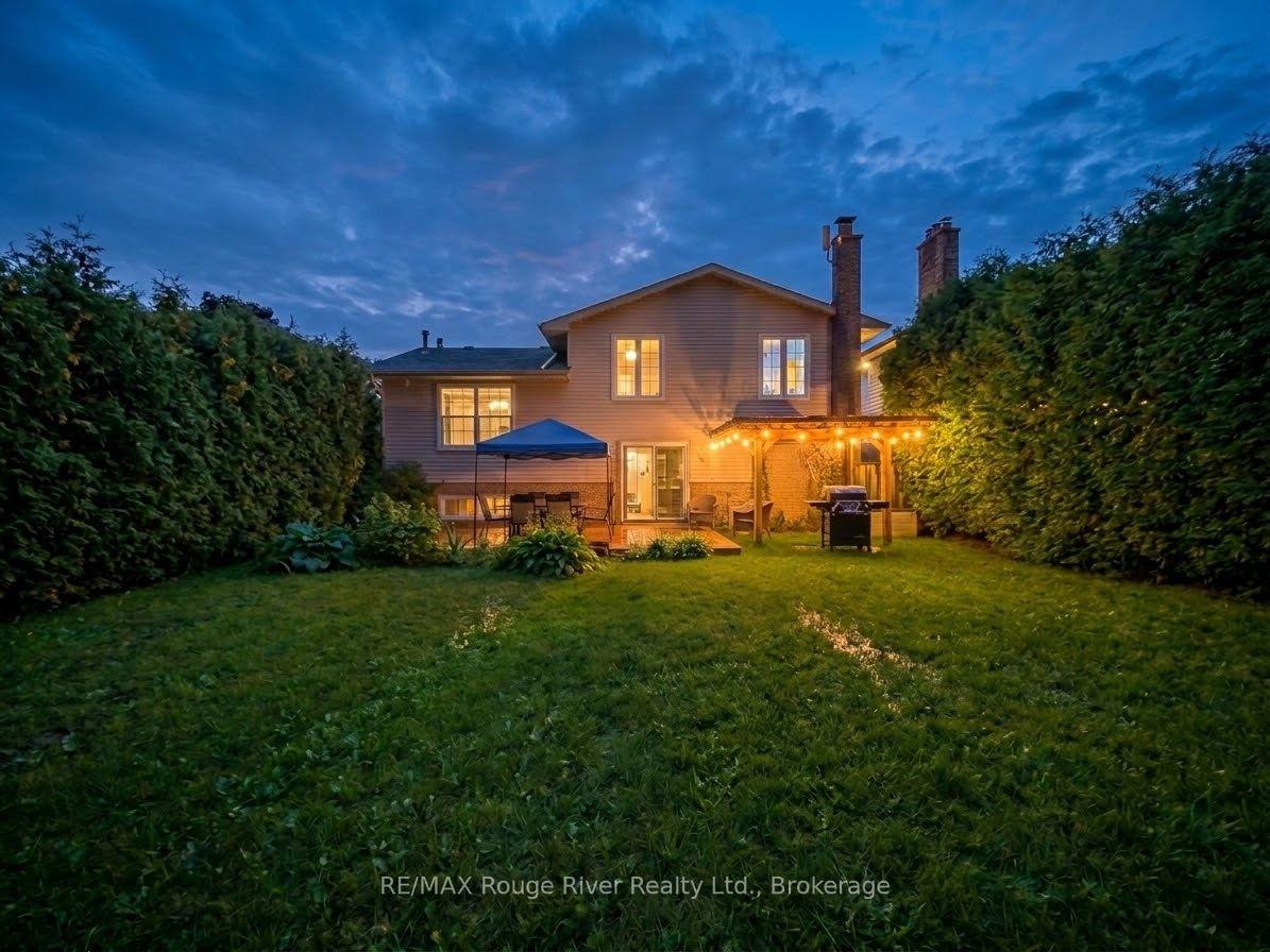 Photo 42 of 117 Pine Hills Road, Whitby, Blue Grass Meadows — HOMEH