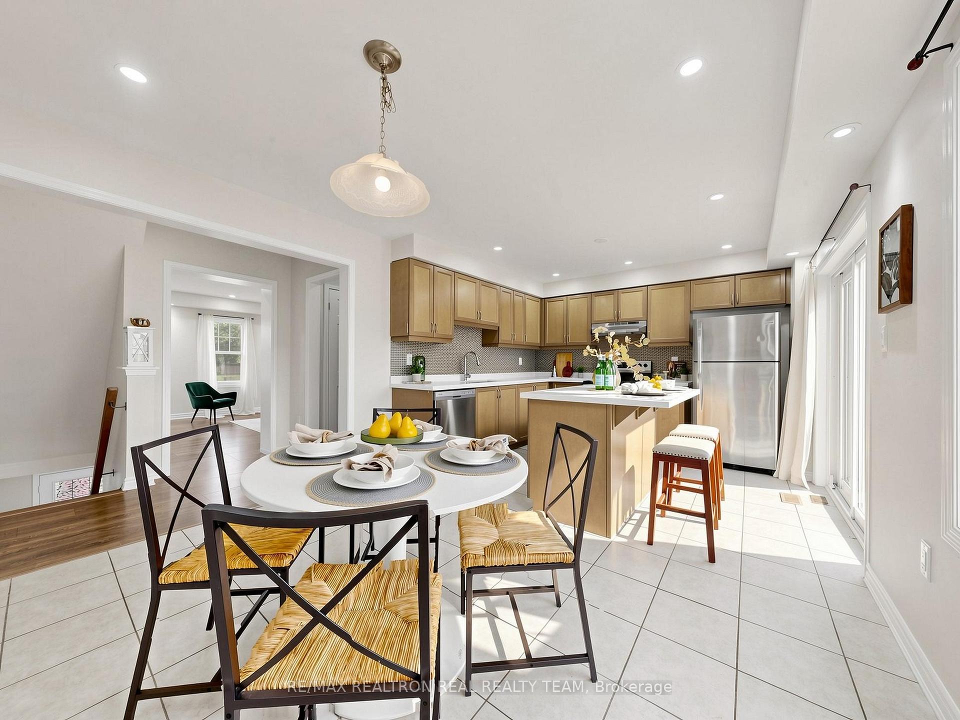 Photo 16 of 2708 Burkholder Drive, Pickering, Rural Pickering — HOMEH