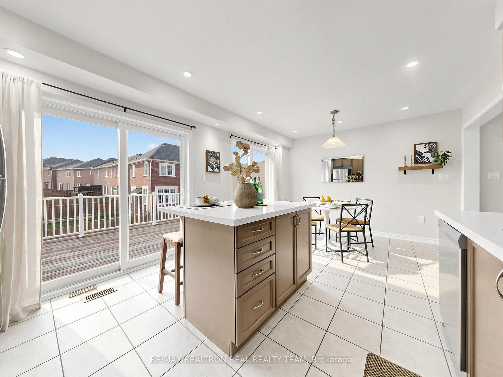 Photo 19 of 2708 Burkholder Drive, Pickering, Rural Pickering — HOMEH