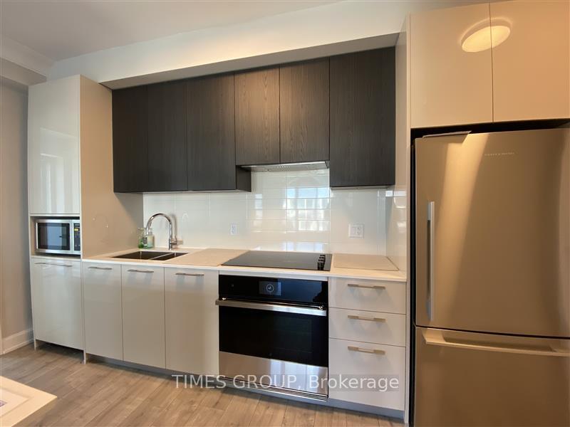Photo 1 of Unit 910, 8 Water Walk Drive, Markham, Unionville — HOMEH