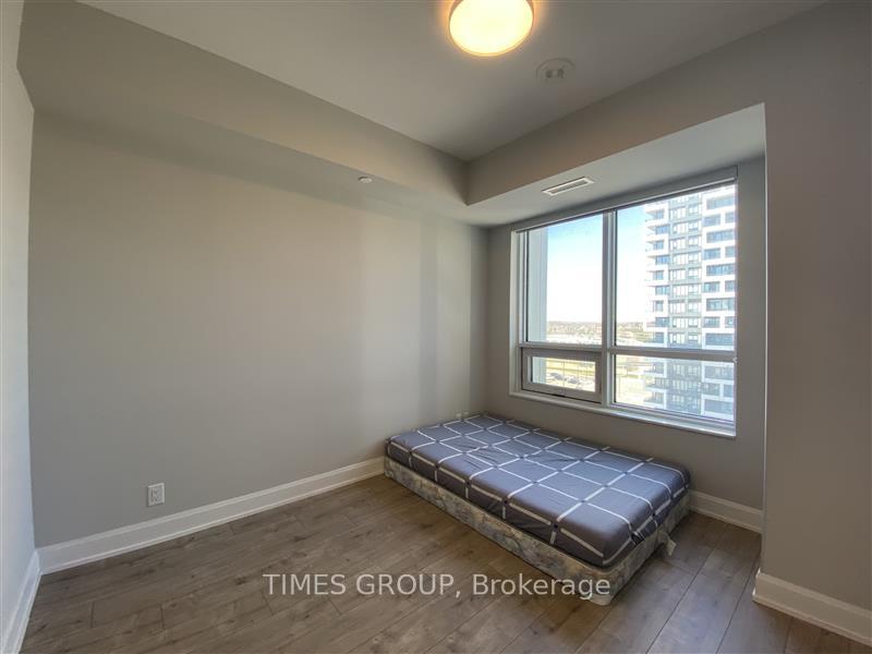 Photo 4 of Unit 910, 8 Water Walk Drive, Markham, Unionville — HOMEH