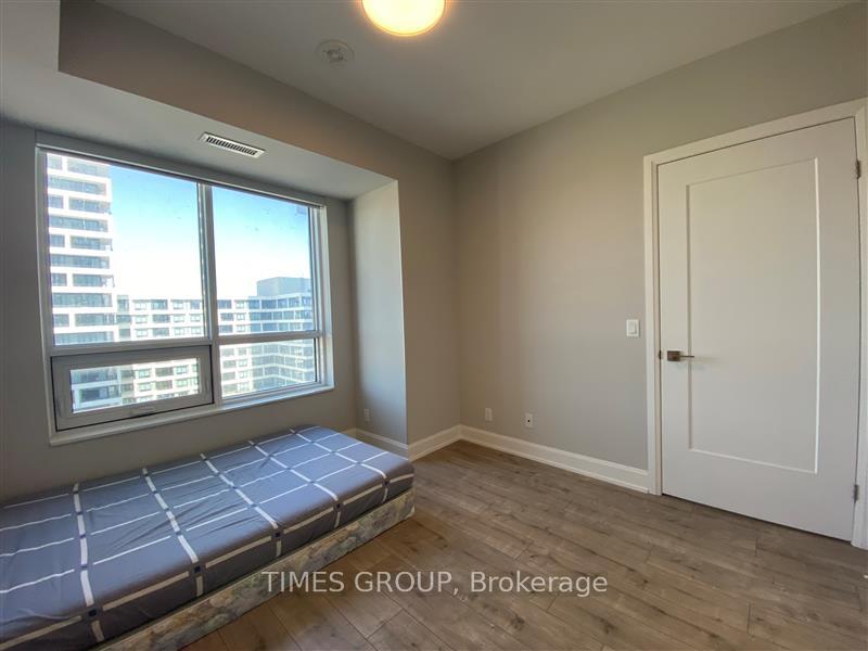 Photo 5 of Unit 910, 8 Water Walk Drive, Markham, Unionville — HOMEH
