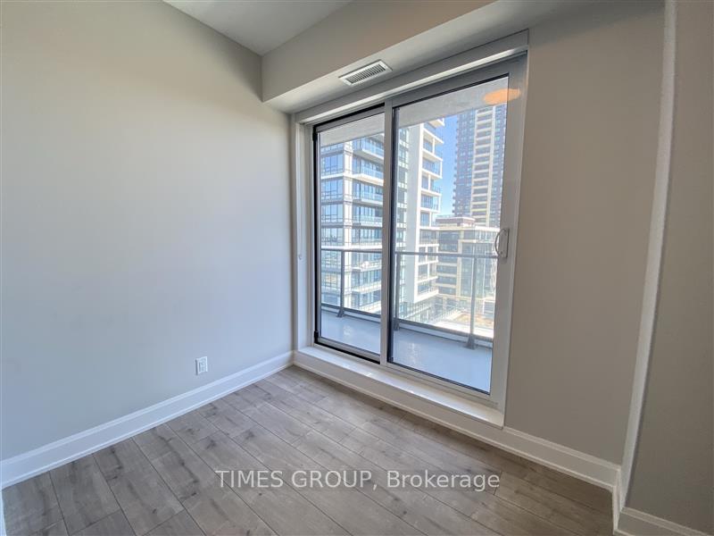 Photo 10 of Unit 910, 8 Water Walk Drive, Markham, Unionville — HOMEH