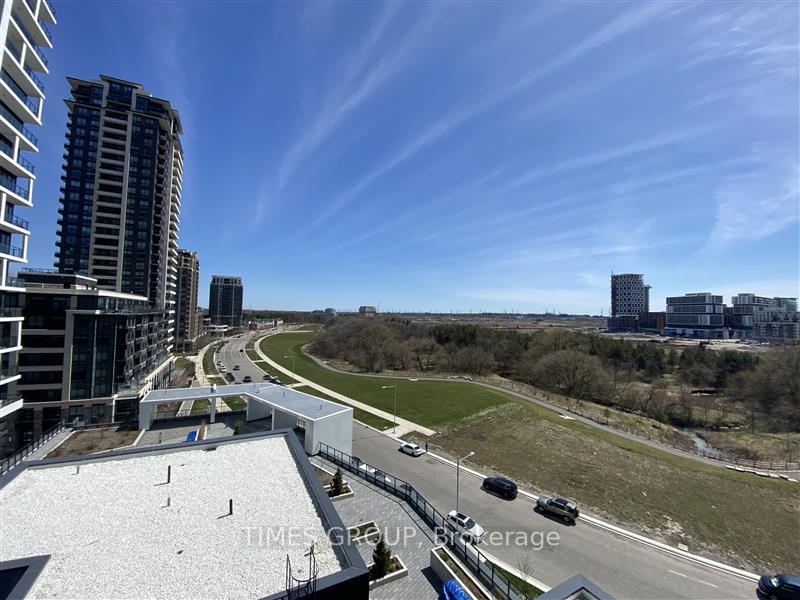 Photo 12 of Unit 910, 8 Water Walk Drive, Markham, Unionville — HOMEH