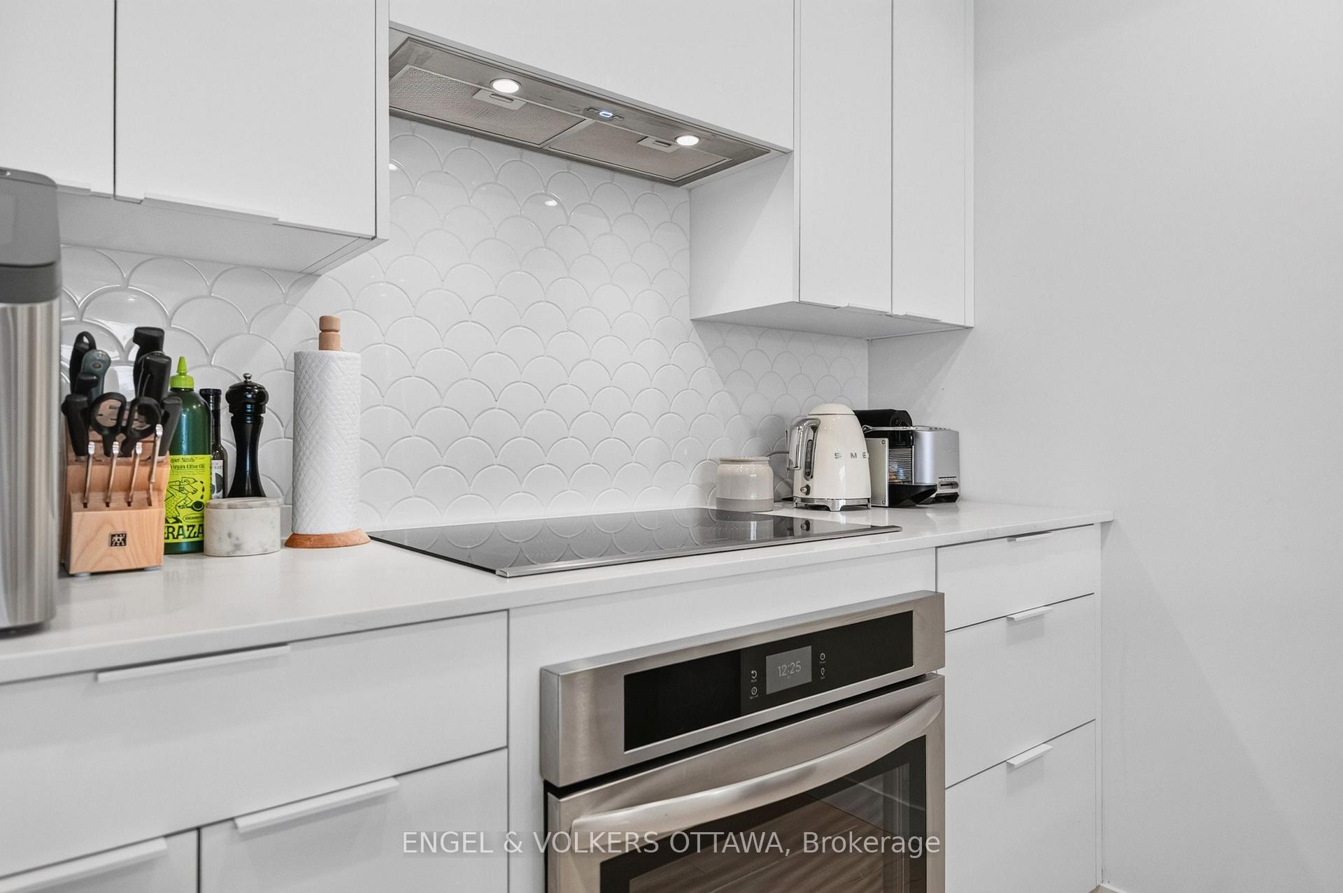Photo 15 of Unit B, 117 Carruthers Avenue, Ottawa, Mechanicsville — HOMEH