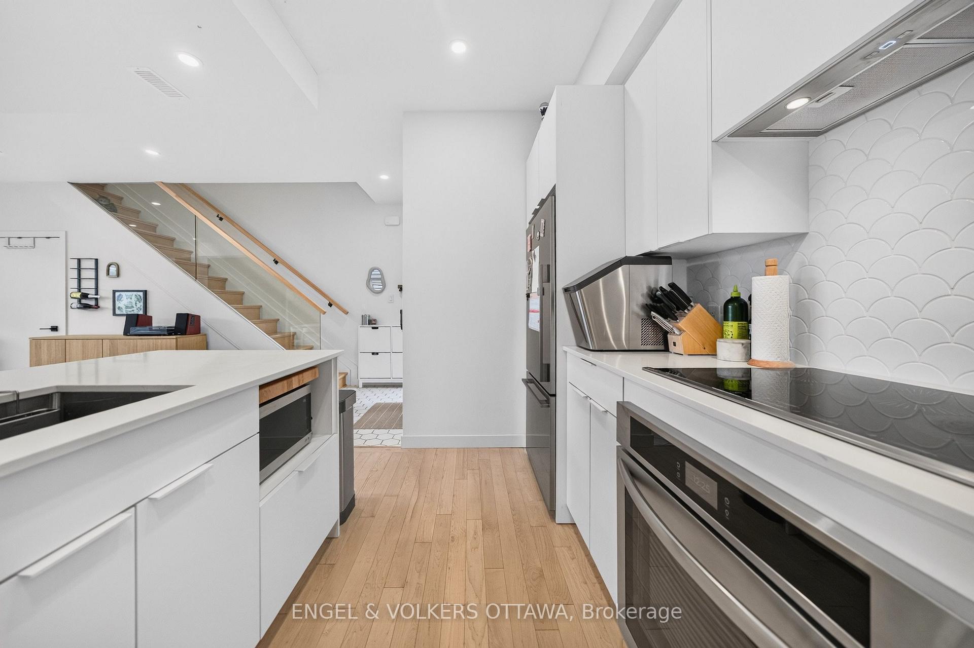 Photo 17 of Unit B, 117 Carruthers Avenue, Ottawa, Mechanicsville — HOMEH