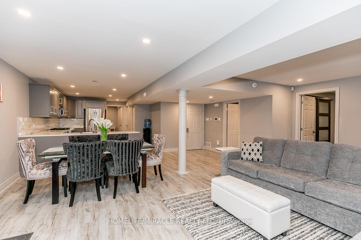 Photo 3 of Unit Basement, 60 Edwards Drive, Barrie, Bayshore — HOMEH