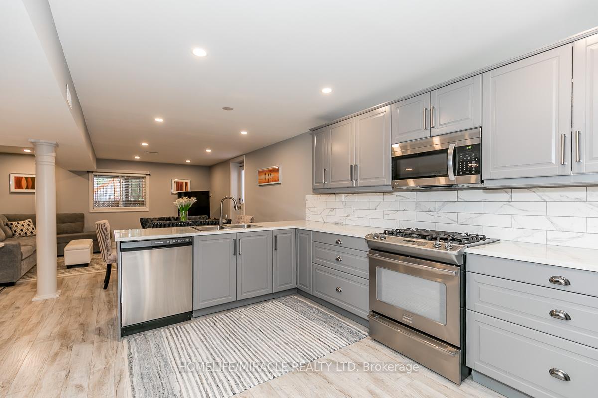 Photo 6 of Unit Basement, 60 Edwards Drive, Barrie, Bayshore — HOMEH