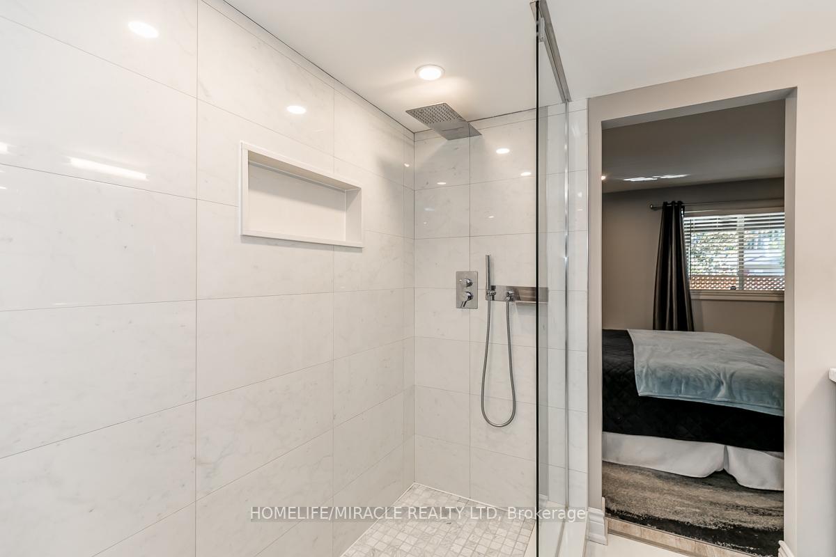 Photo 14 of Unit Basement, 60 Edwards Drive, Barrie, Bayshore — HOMEH