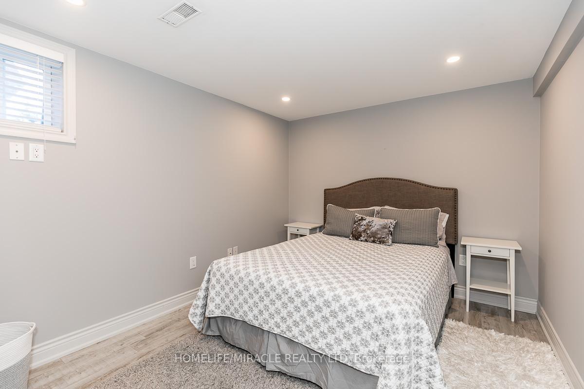 Photo 15 of Unit Basement, 60 Edwards Drive, Barrie, Bayshore — HOMEH