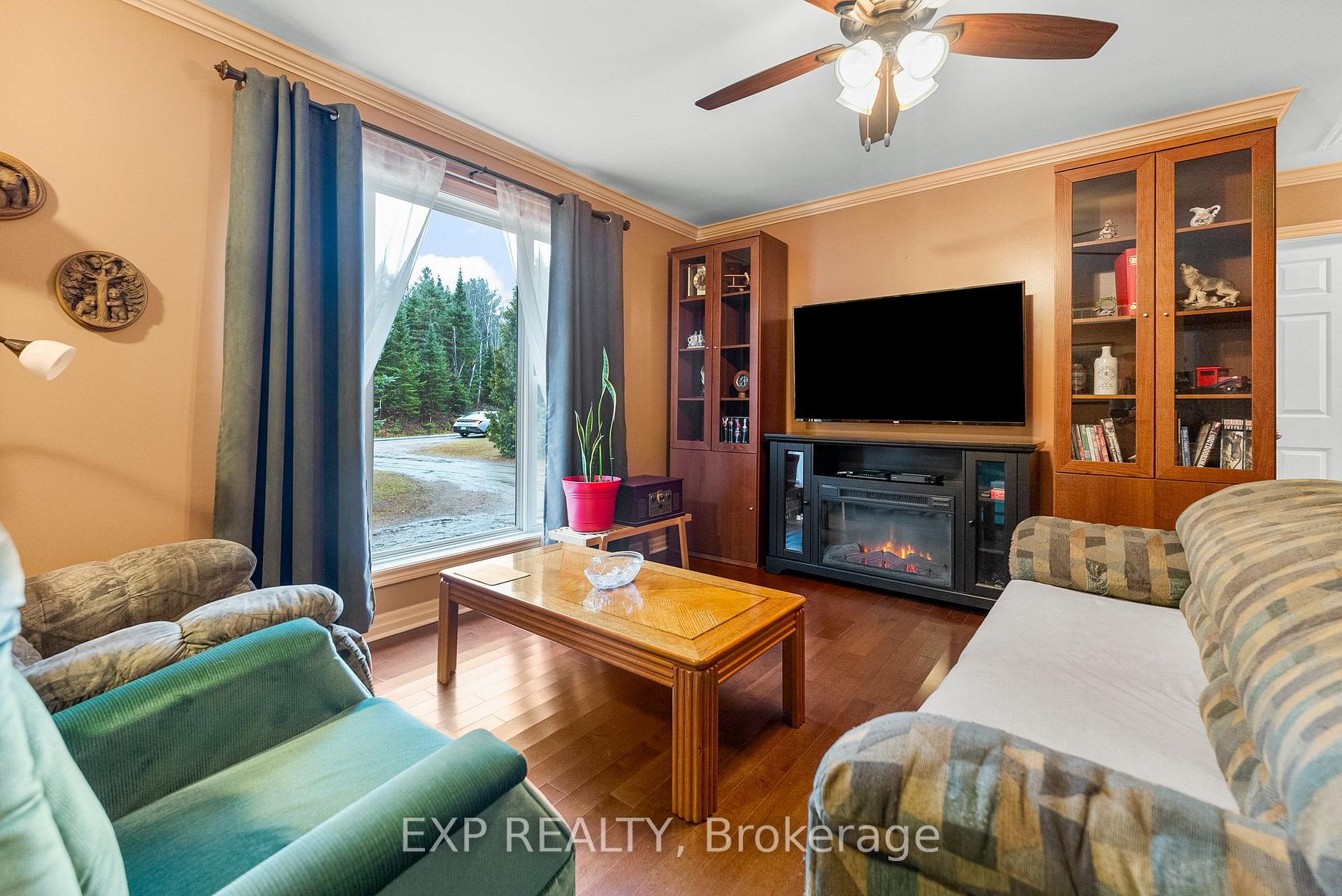 Photo 13 of 716 Cybulski Road, Madawaska Valley, Madawaska Valley — HOMEH
