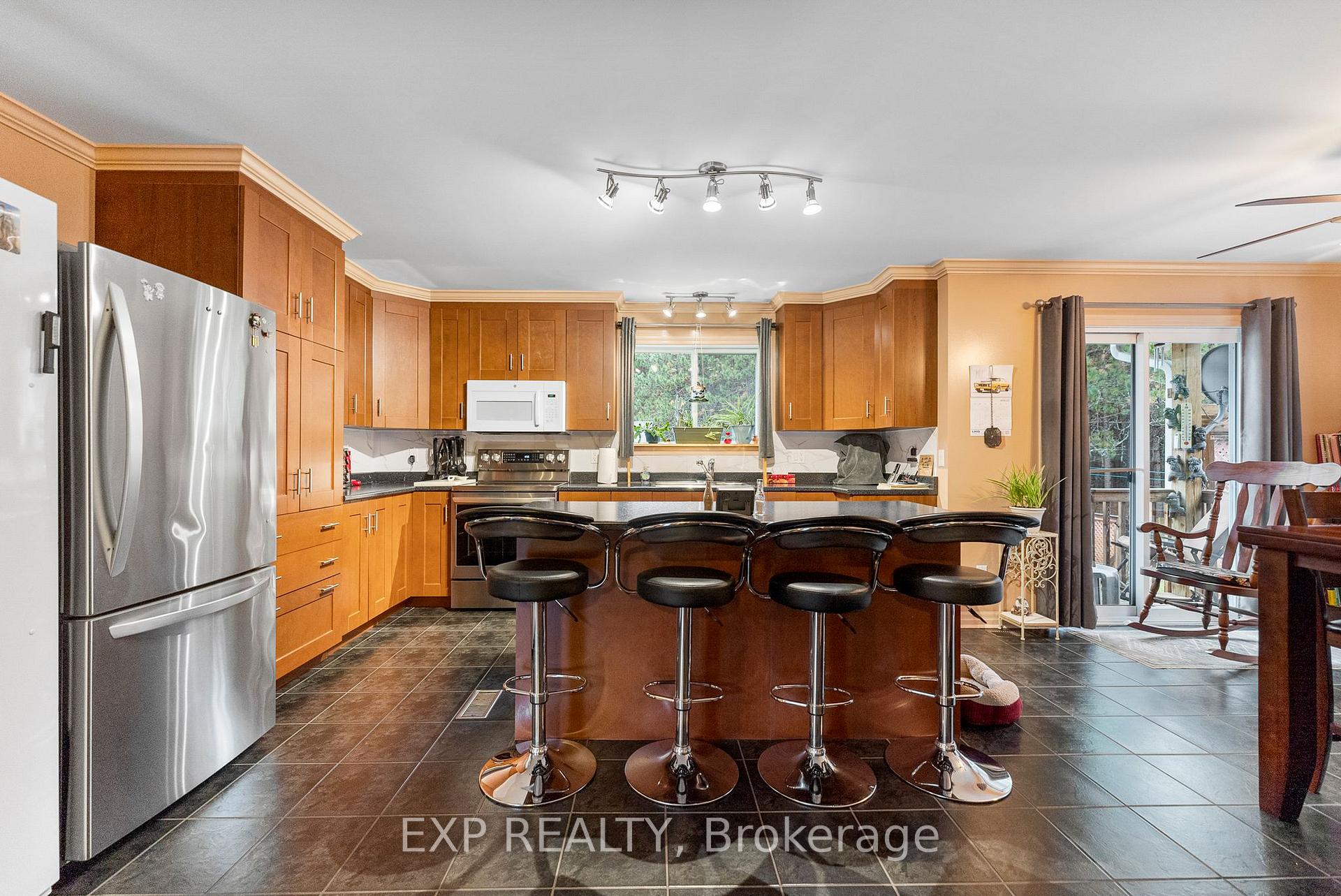 Photo 17 of 716 Cybulski Road, Madawaska Valley, Madawaska Valley — HOMEH