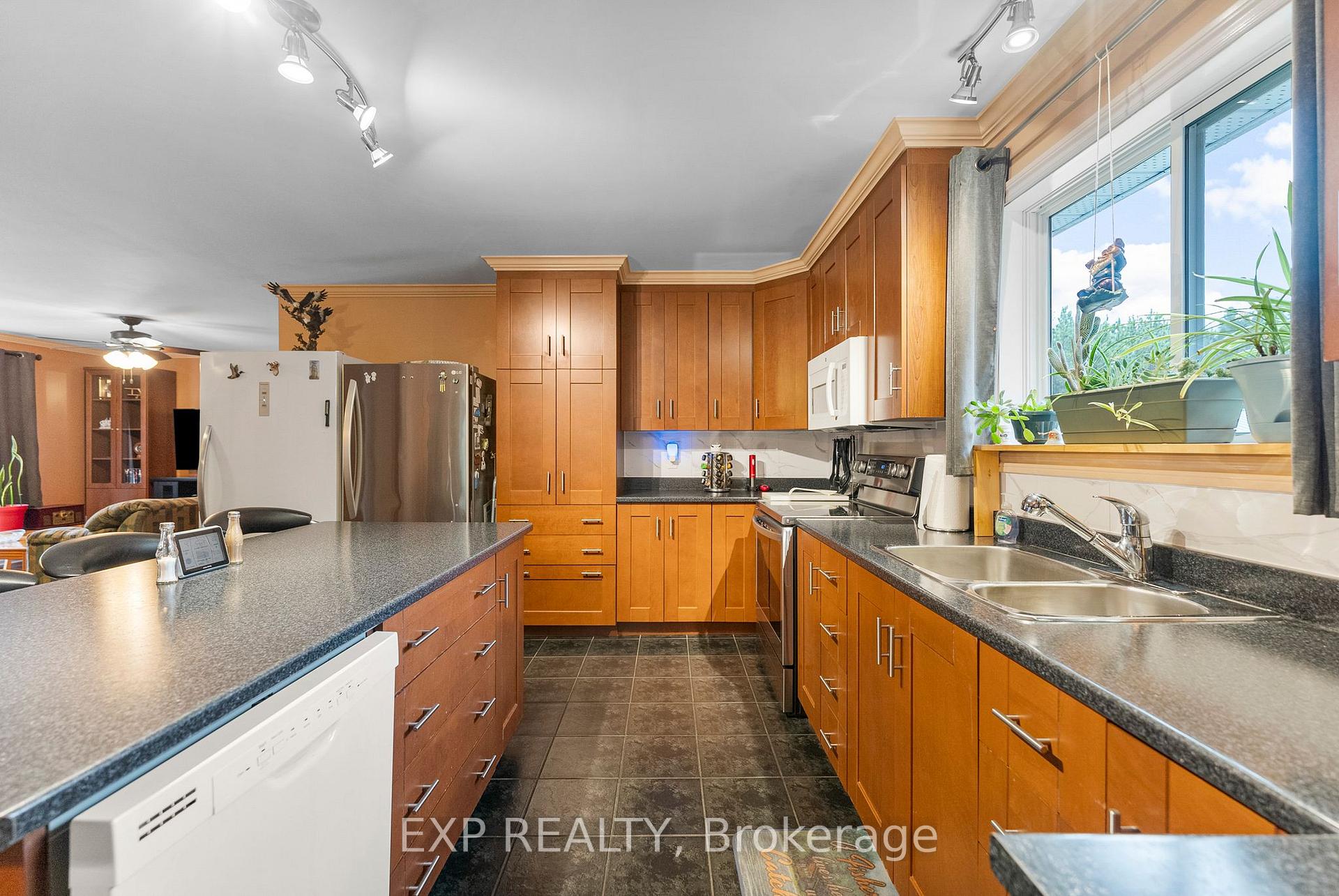 Photo 21 of 716 Cybulski Road, Madawaska Valley, Madawaska Valley — HOMEH