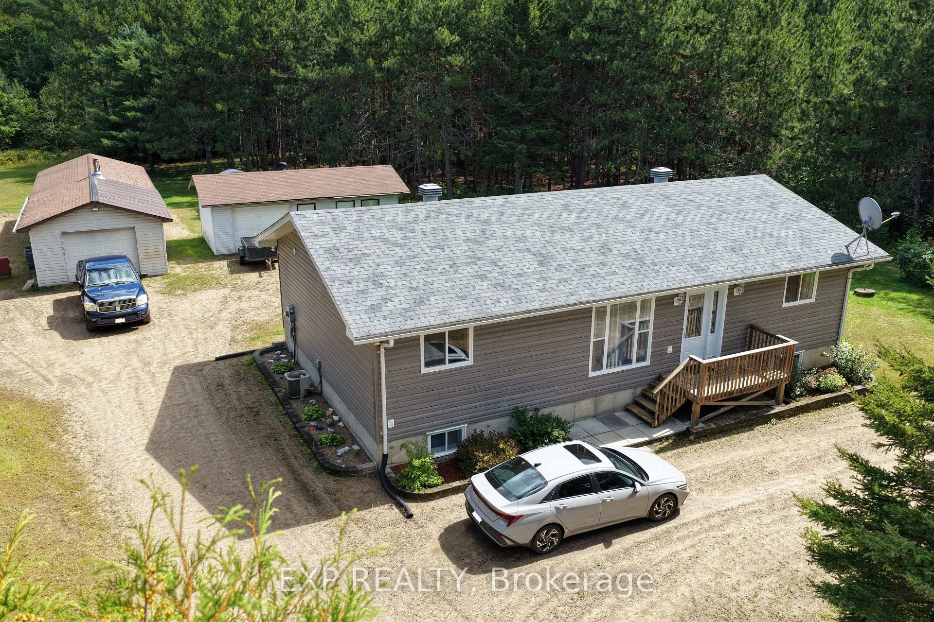 Photo 3 of 716 Cybulski Road, Madawaska Valley, Madawaska Valley — HOMEH
