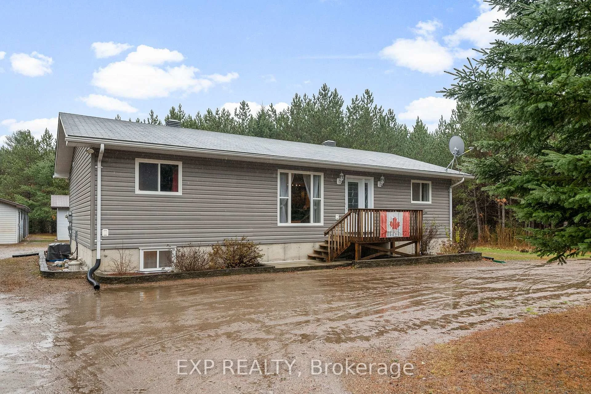 Photo 6 of 716 Cybulski Road, Madawaska Valley, Madawaska Valley — HOMEH