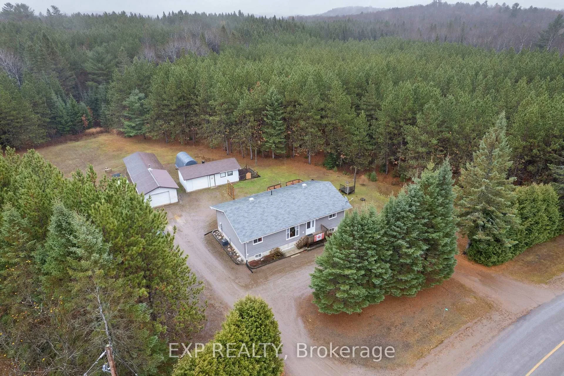 Photo 9 of 716 Cybulski Road, Madawaska Valley, Madawaska Valley — HOMEH