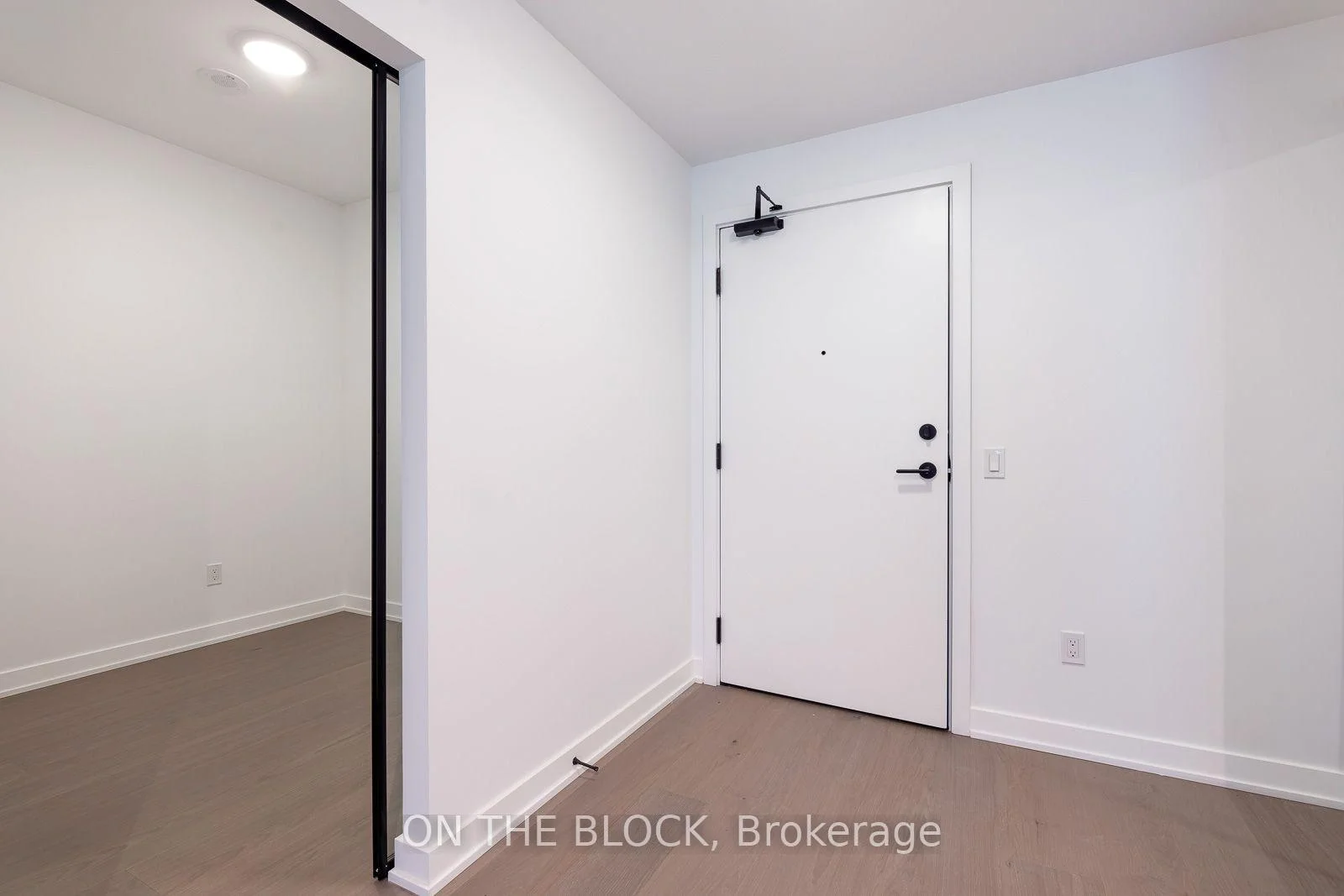 Photo 4 of 91 Montclair Avenue, Toronto, Forest Hill South — HOMEH
