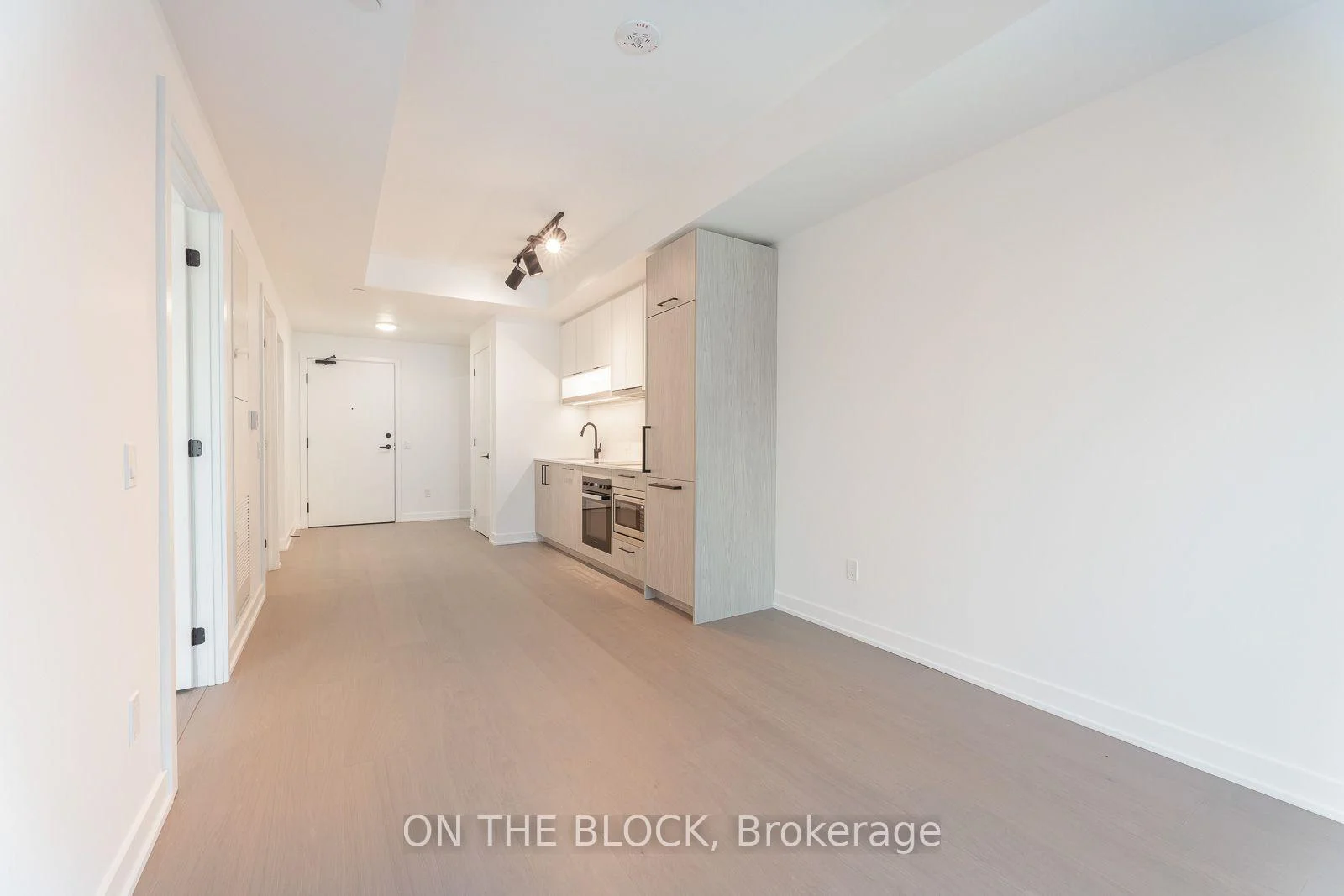 Photo 15 of 91 Montclair Avenue, Toronto, Forest Hill South — HOMEH