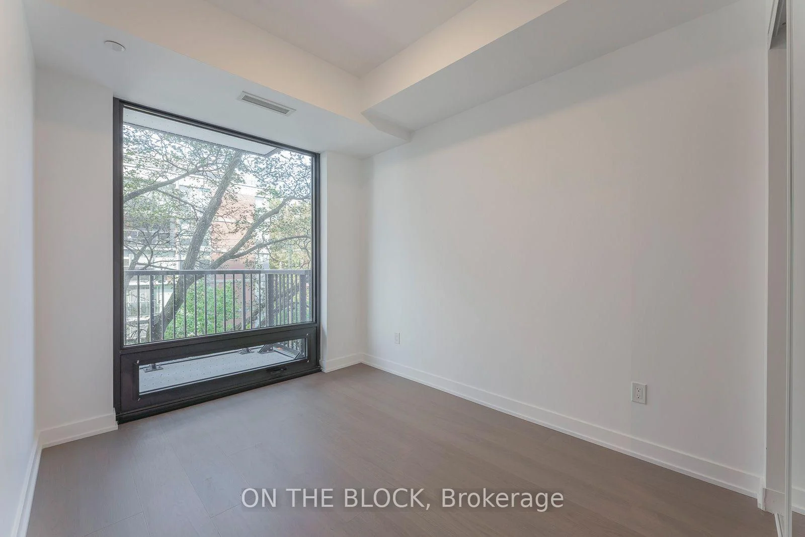 Photo 17 of 91 Montclair Avenue, Toronto, Forest Hill South — HOMEH