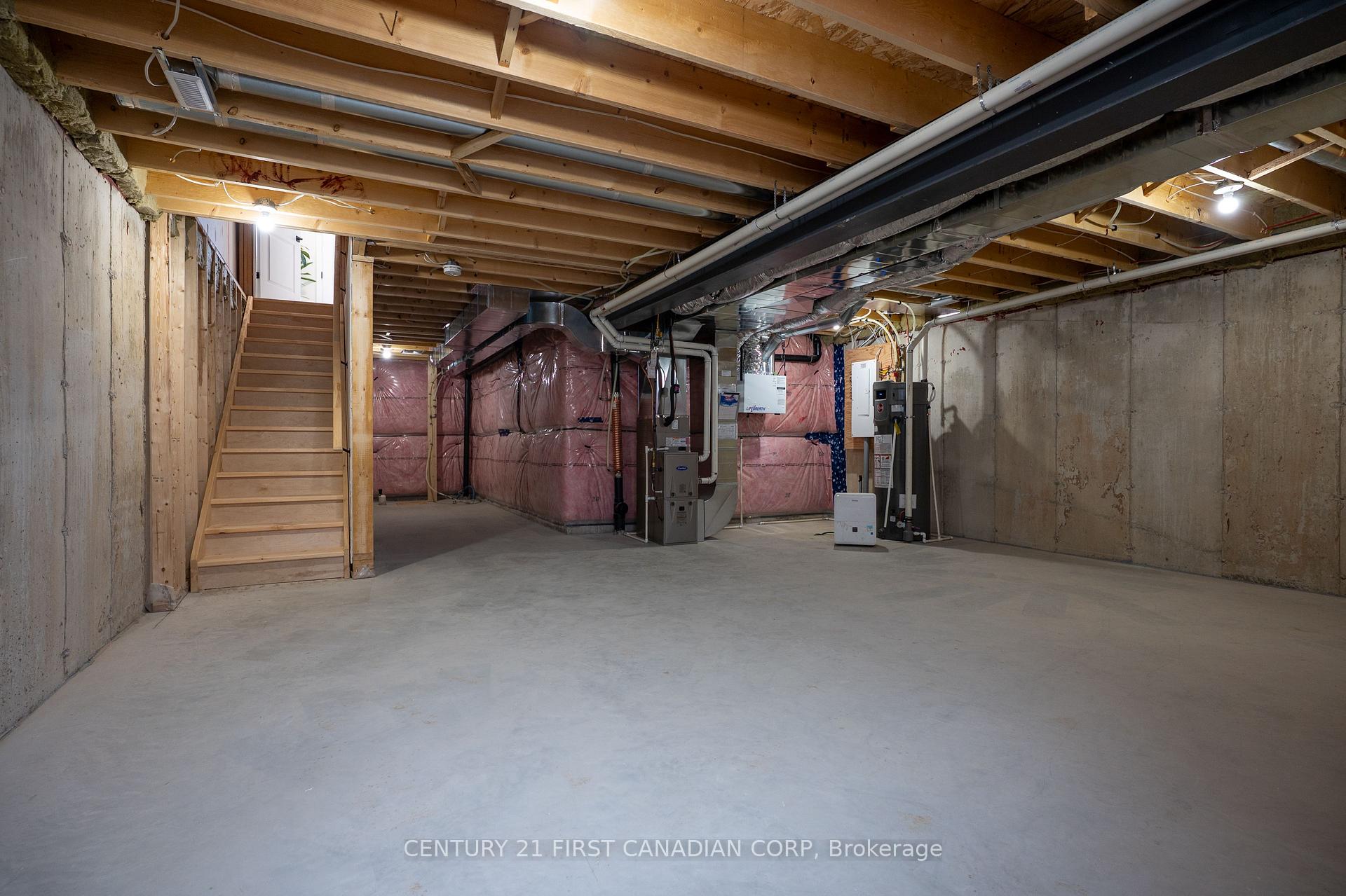 Photo 21 of 4251 Calhoun Way, London, South V — HOMEH