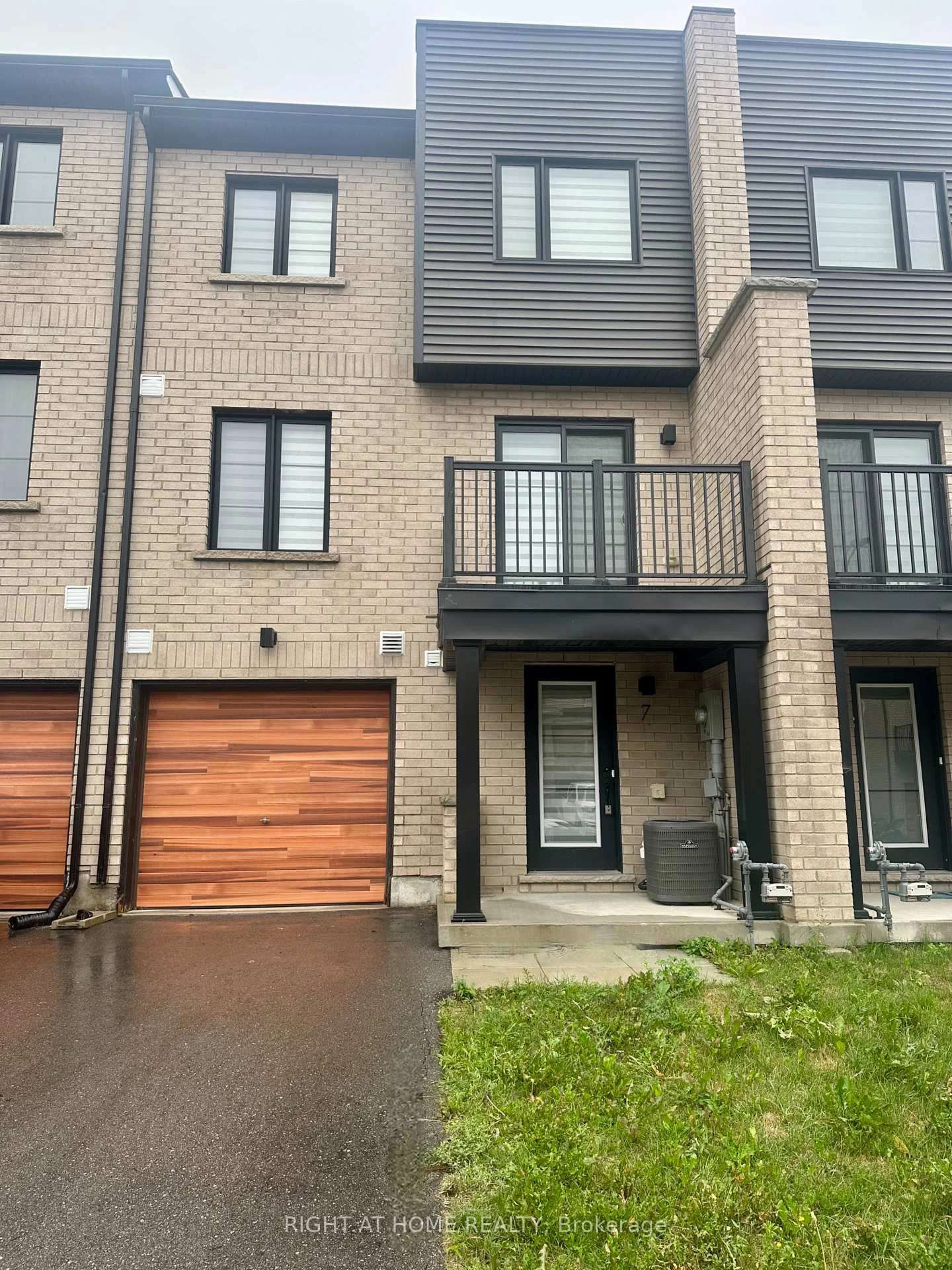 Photo 1 of 7 Wagon Lane, Barrie, Rural Barrie Southeast — HOMEH